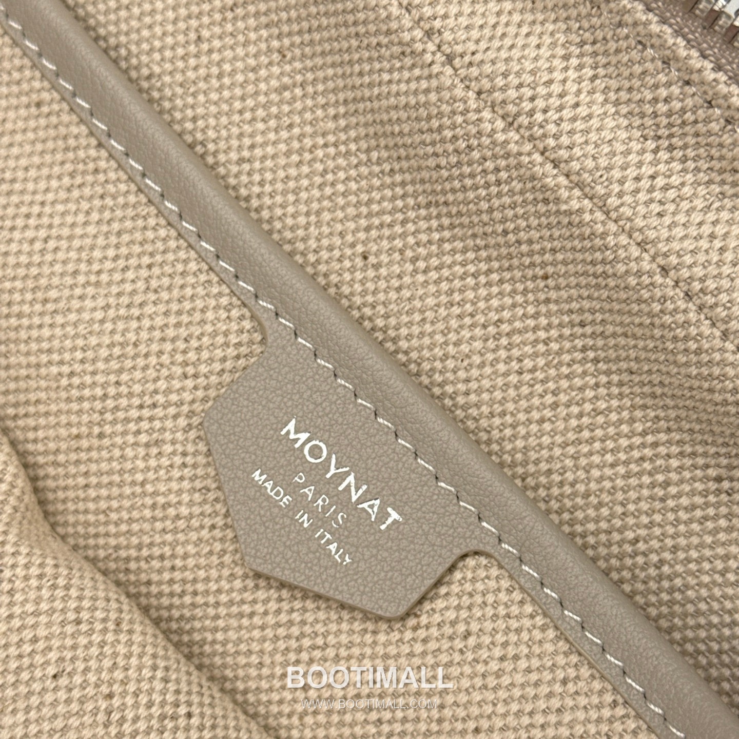 MOYNAT M Canvas Camera Bag 모이나 M 캔버스 카메라백 22cm 9