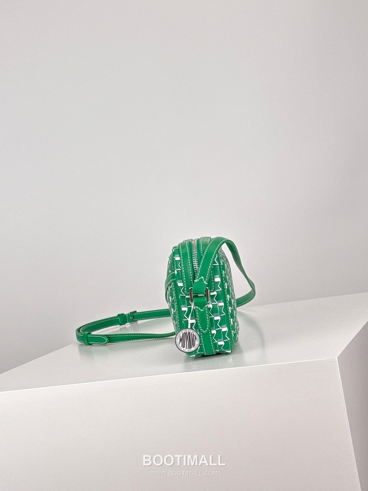 MOYNAT M Canvas Camera Bag 모이나 M 캔버스 카메라백 22cm 3