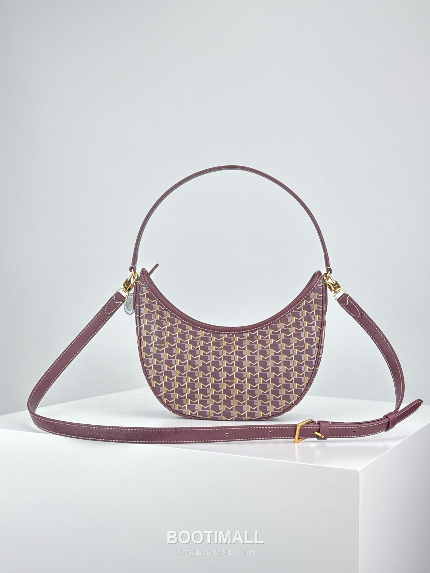 MOYNAT Moon Bag 모이나 문백 호보백 25cm 2