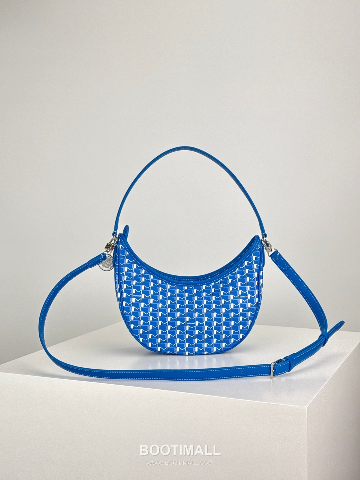 MOYNAT Moon Bag 모이나 문백 호보백 25cm 2