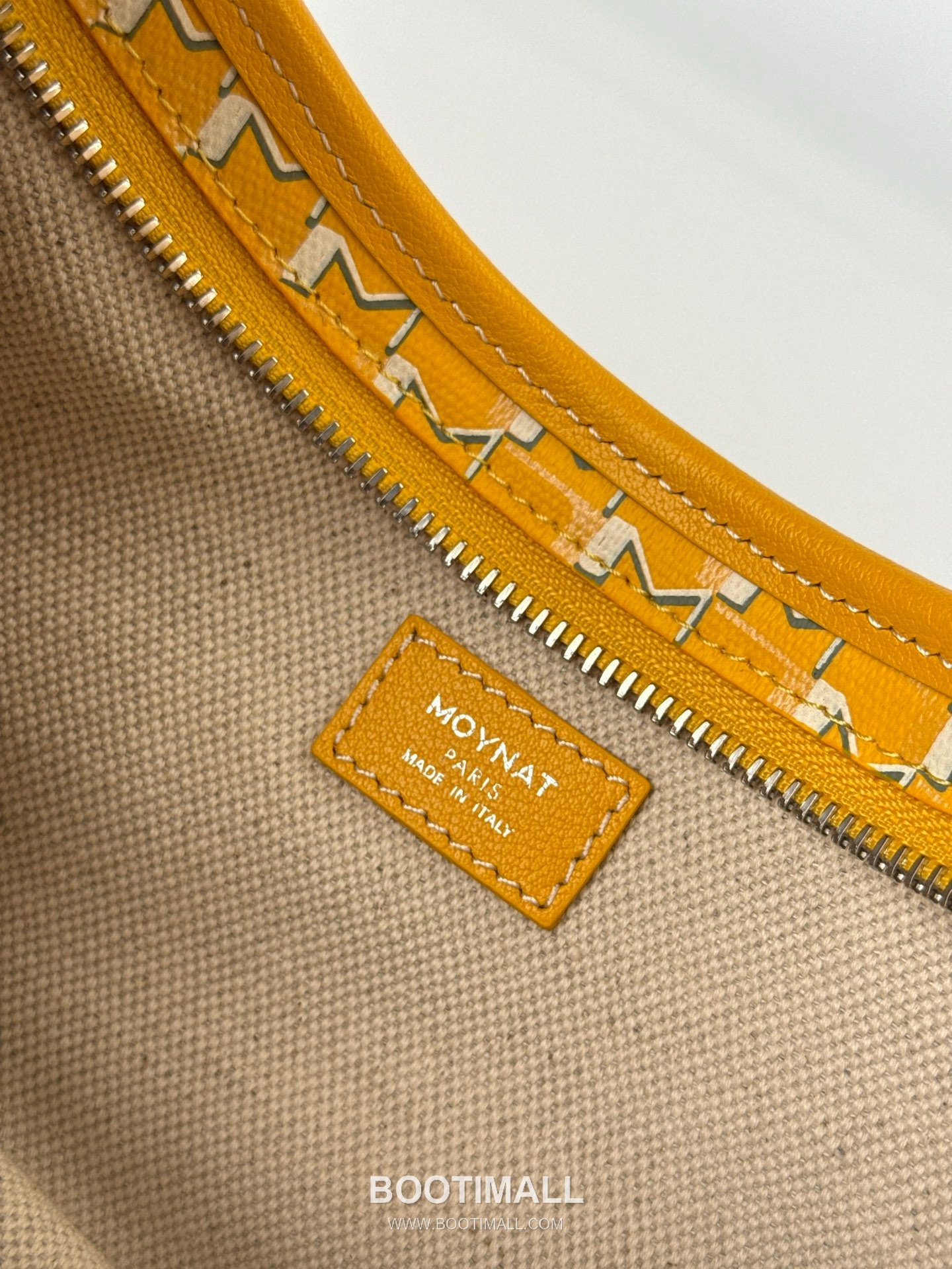 MOYNAT Moon Bag 모이나 문백 호보백 25cm 8