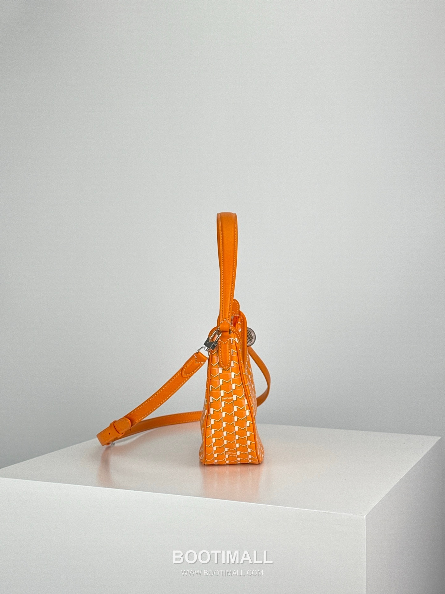 MOYNAT Moon Bag 모이나 문백 호보백 25cm 4