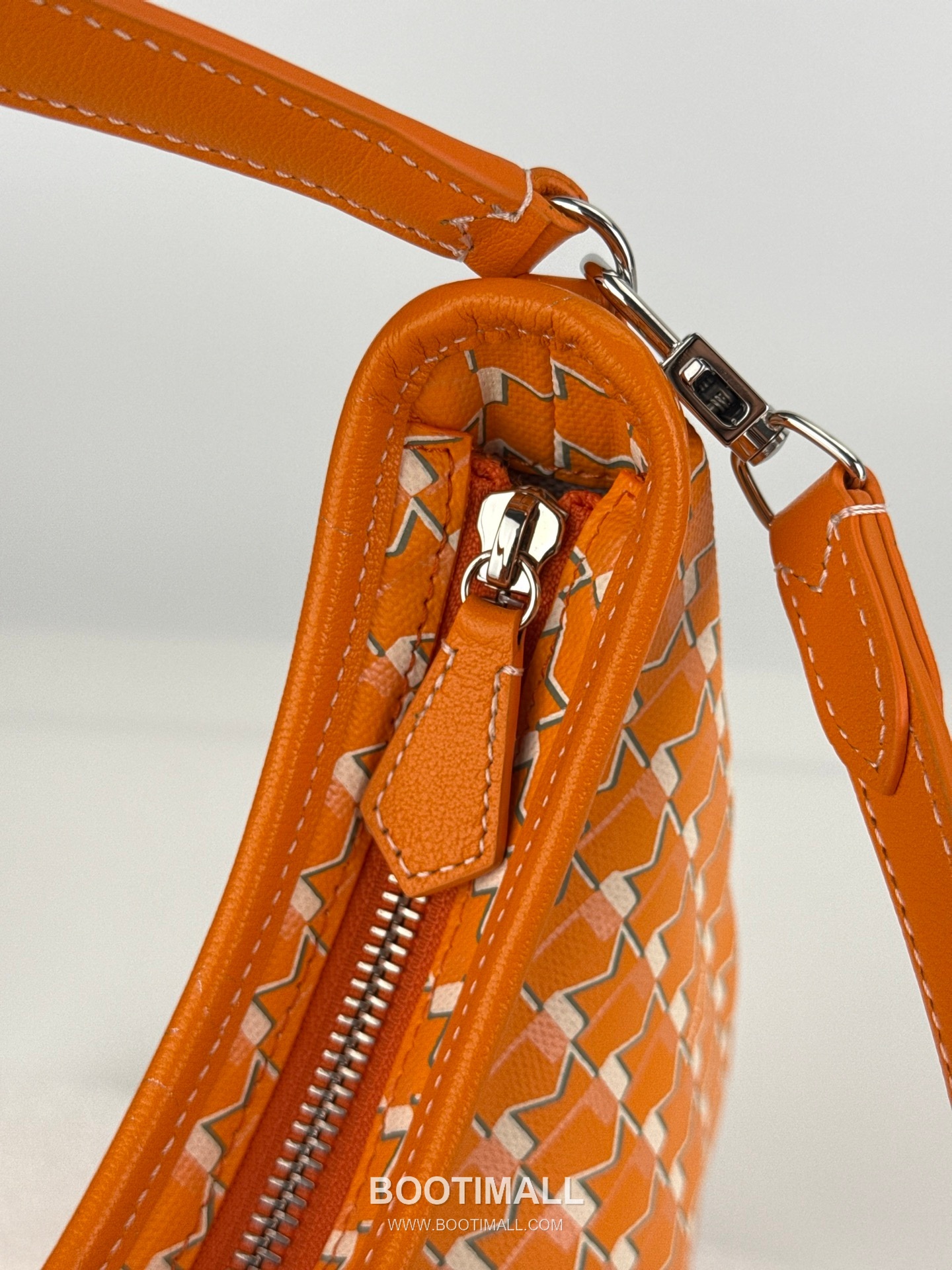 MOYNAT Moon Bag 모이나 문백 호보백 25cm 6