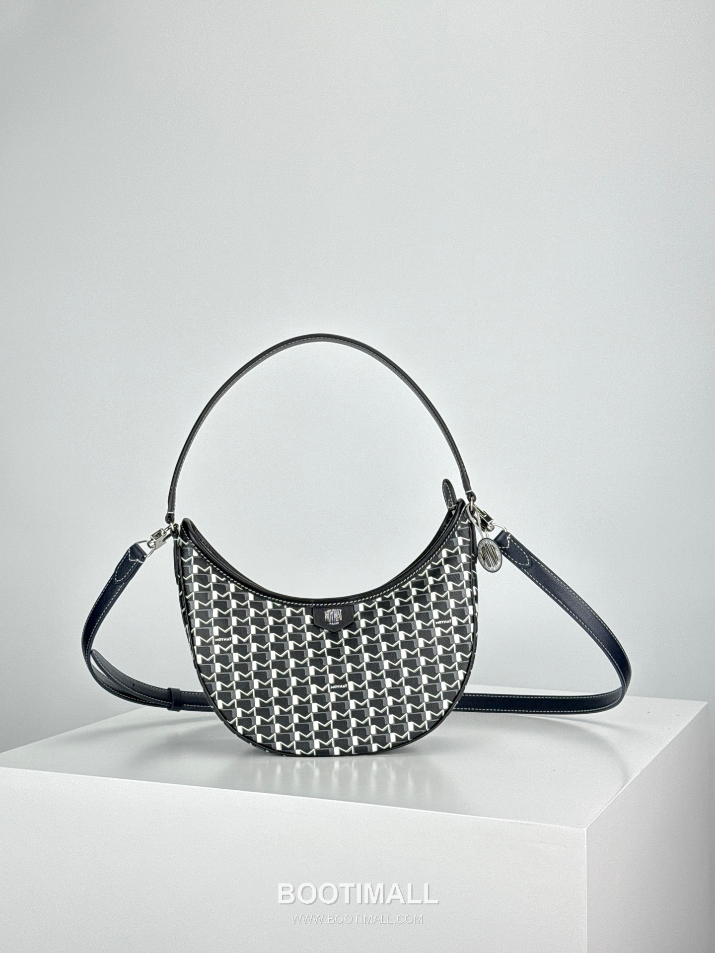 MOYNAT Moon Bag 모이나 문백 호보백 25cm 1