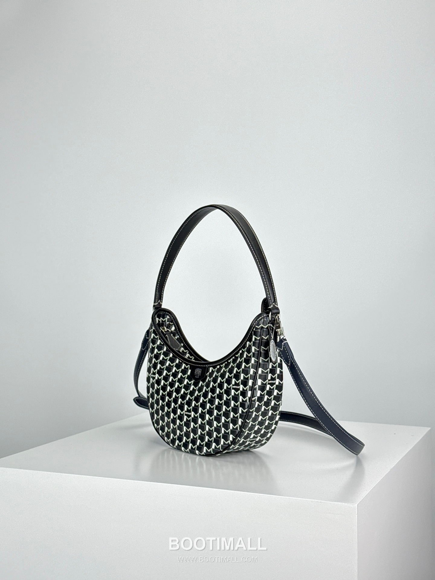 MOYNAT Moon Bag 모이나 문백 호보백 25cm 3