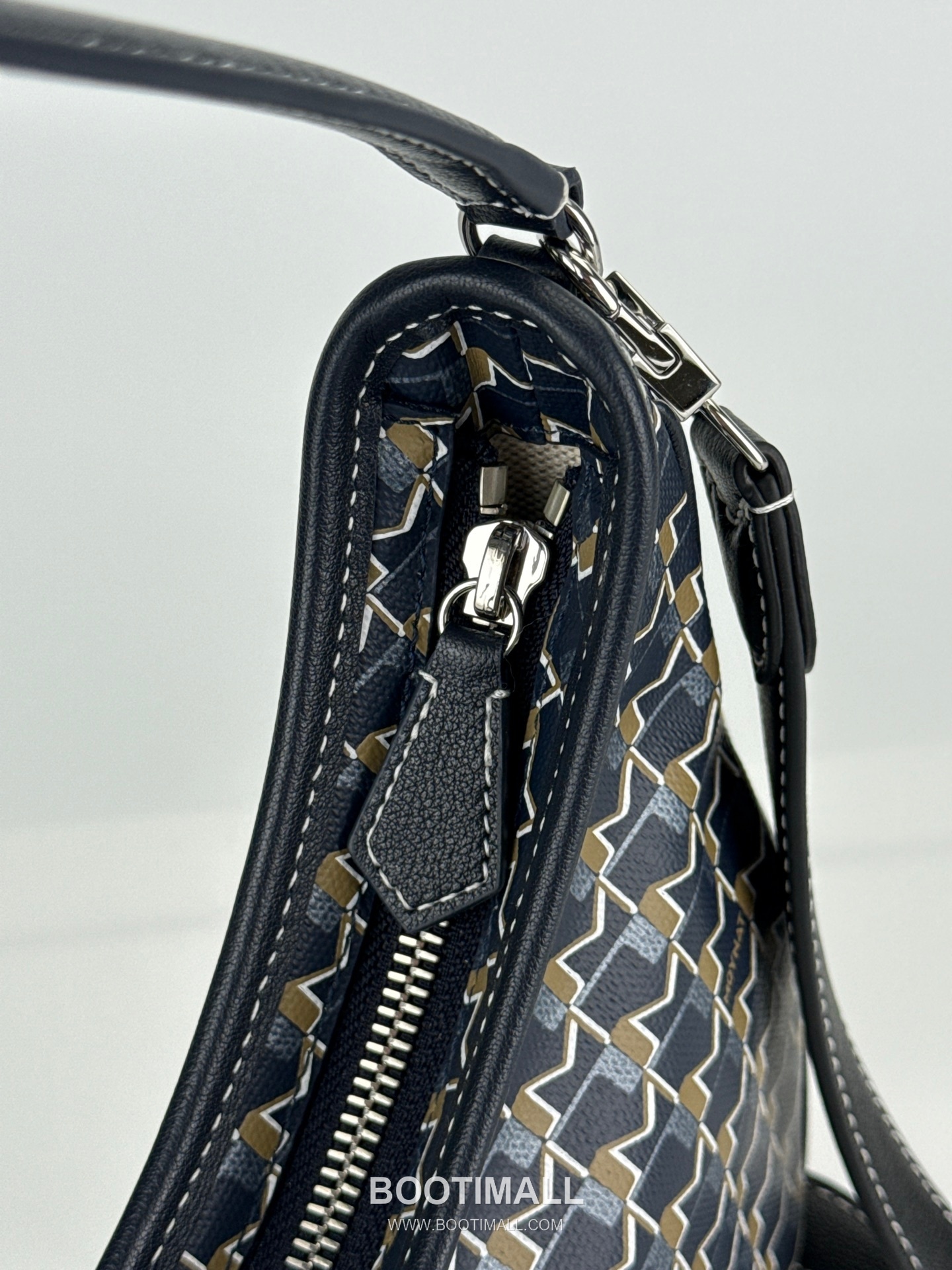 MOYNAT Moon Bag 모이나 문백 호보백 25cm 6