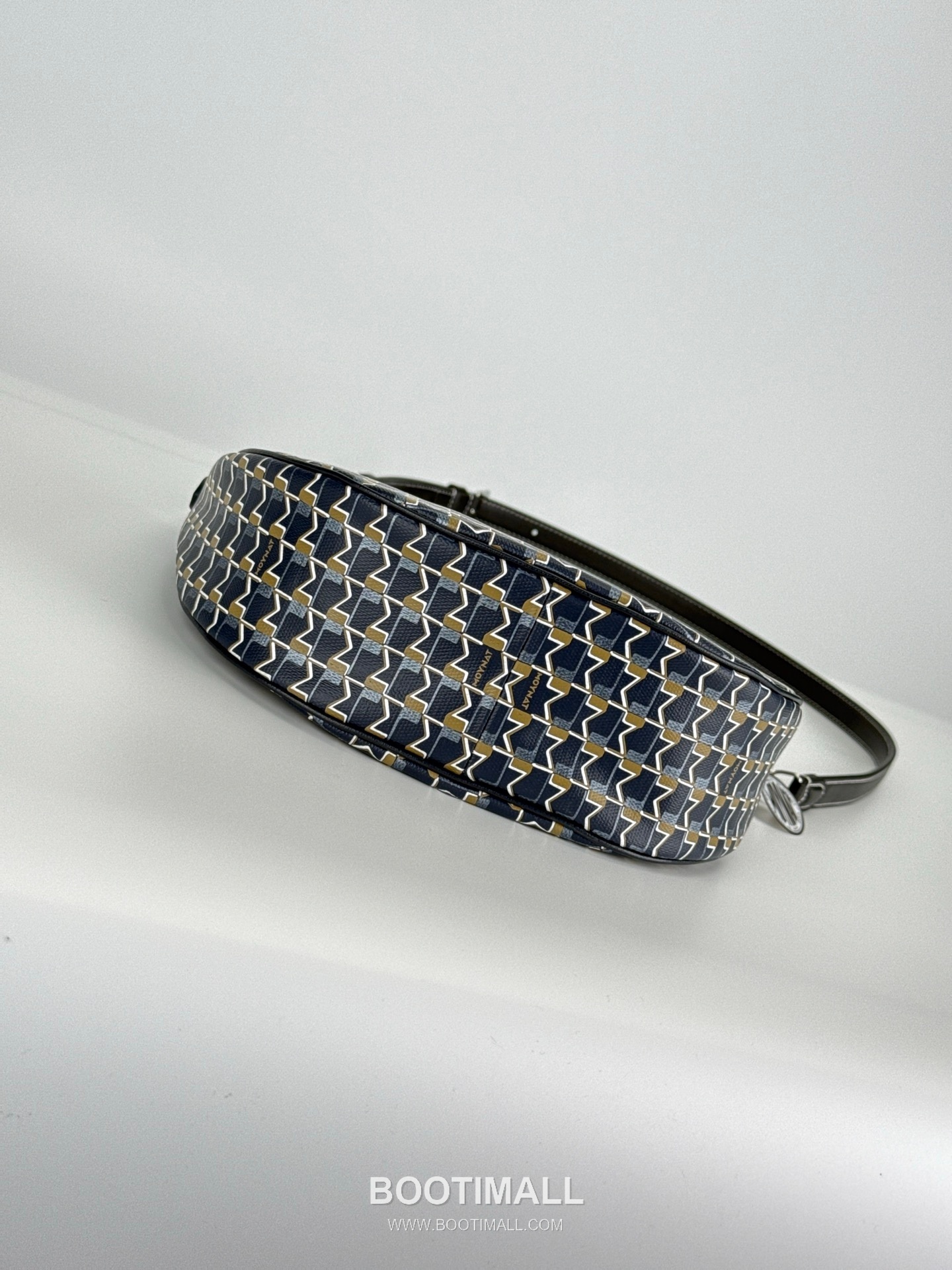 MOYNAT Moon Bag 모이나 문백 호보백 25cm 9