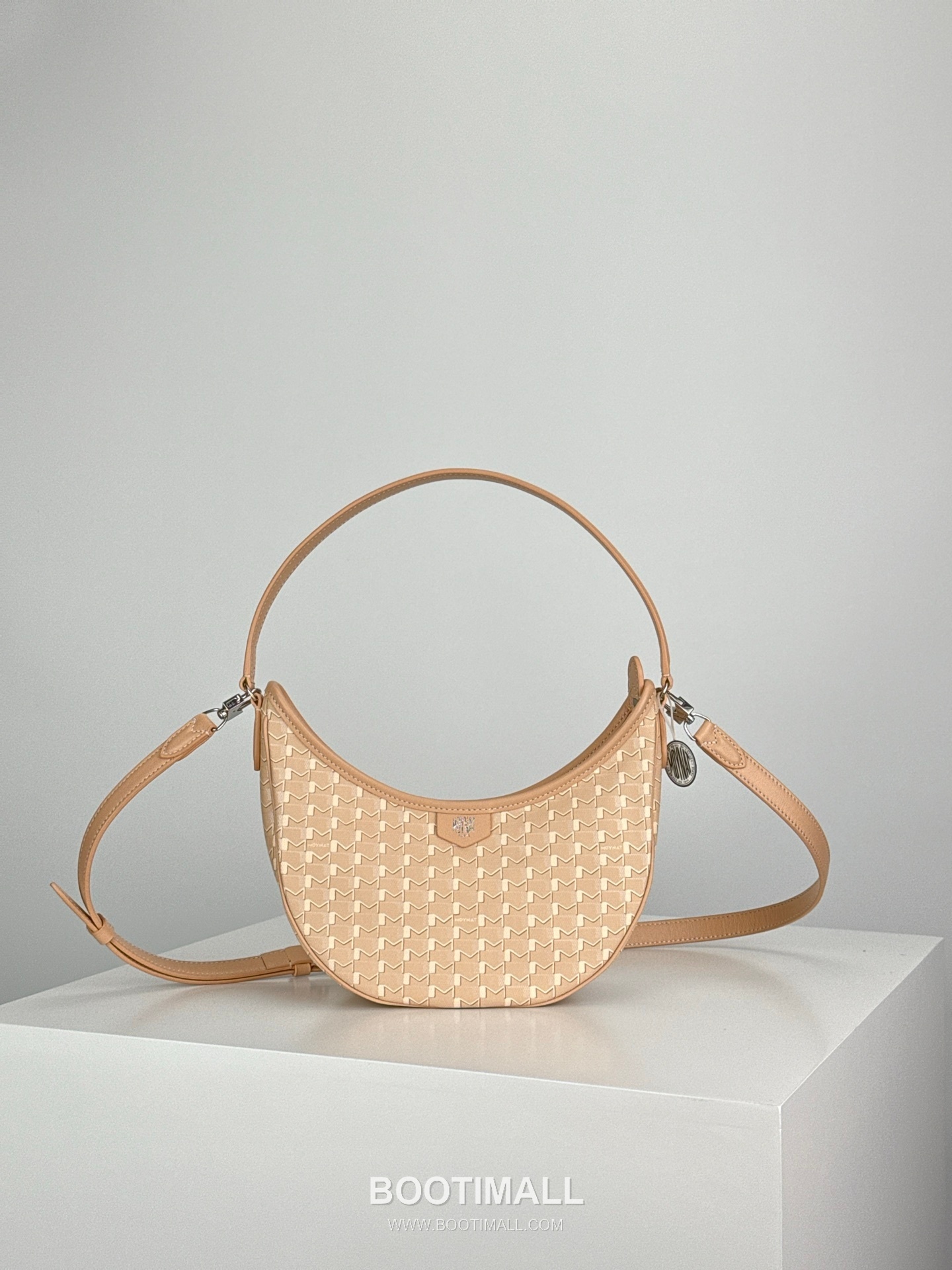 MOYNAT Moon Bag 모이나 문백 호보백 25cm 1