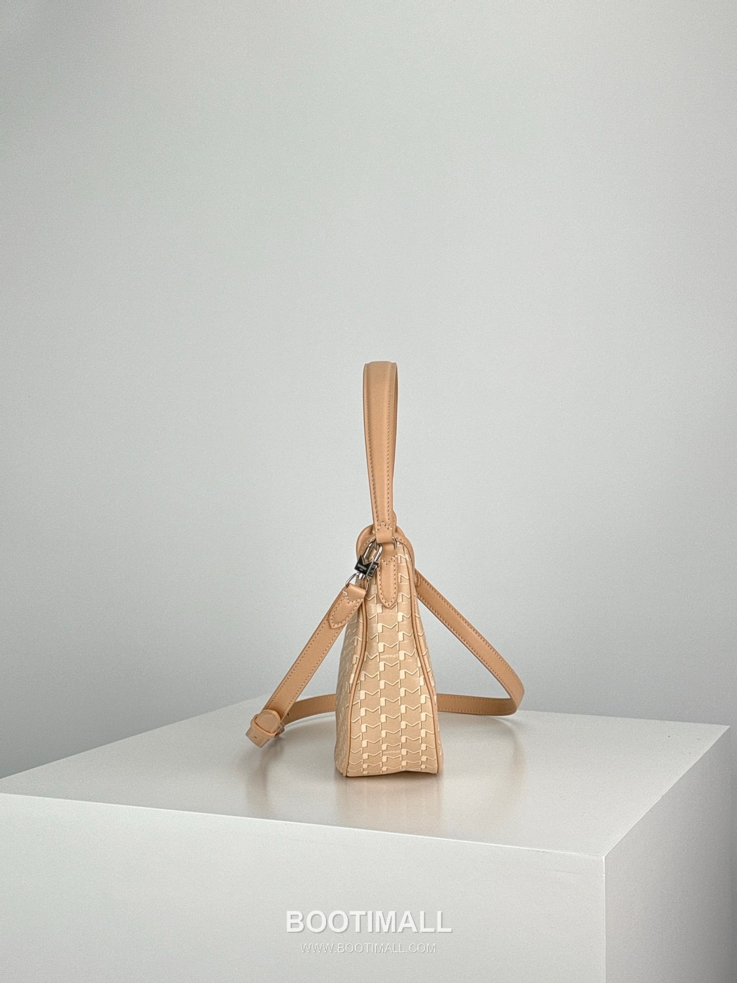 MOYNAT Moon Bag 모이나 문백 호보백 25cm 4