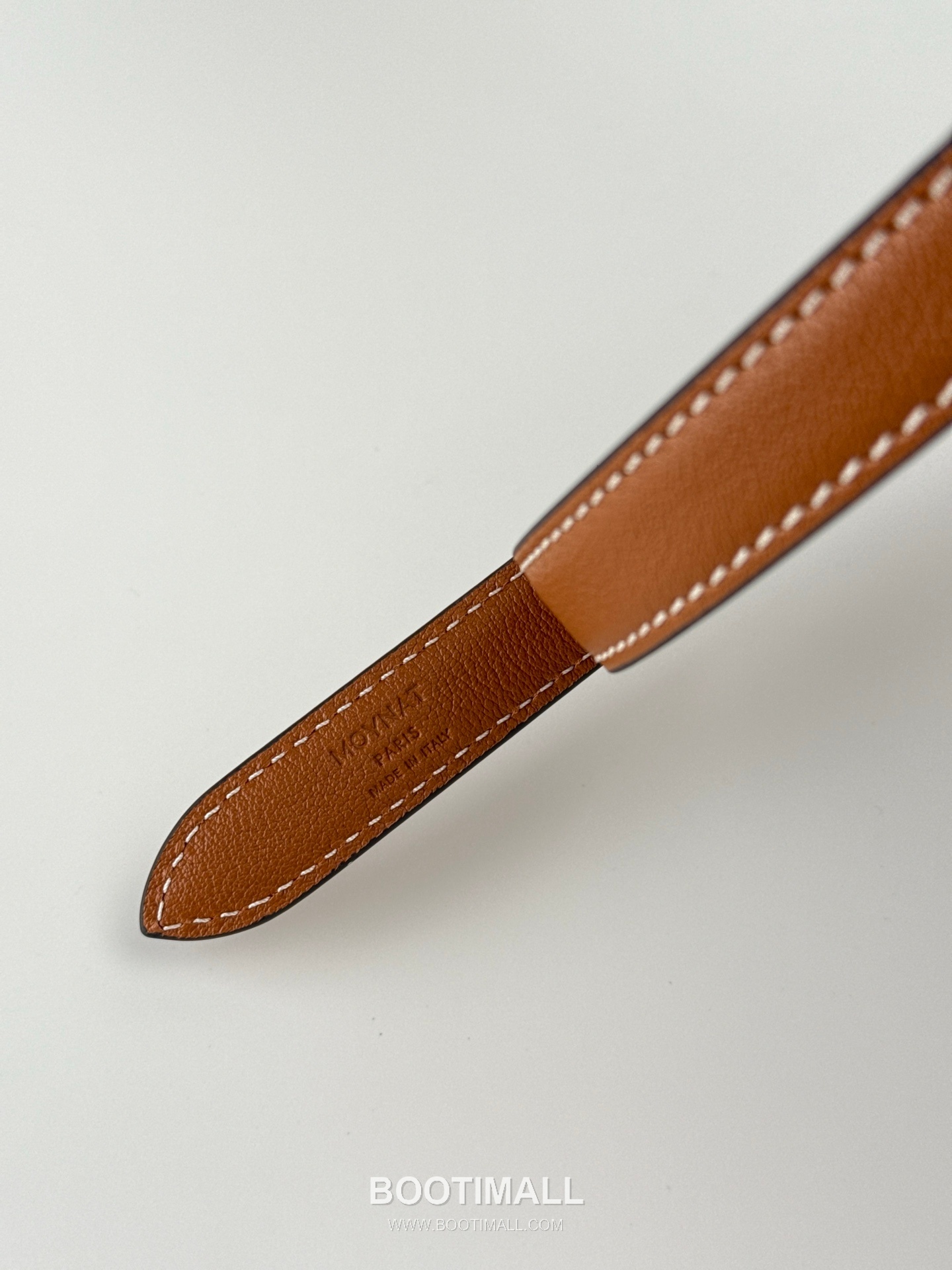 MOYNAT Moon Bag 모이나 문백 호보백 25cm 12