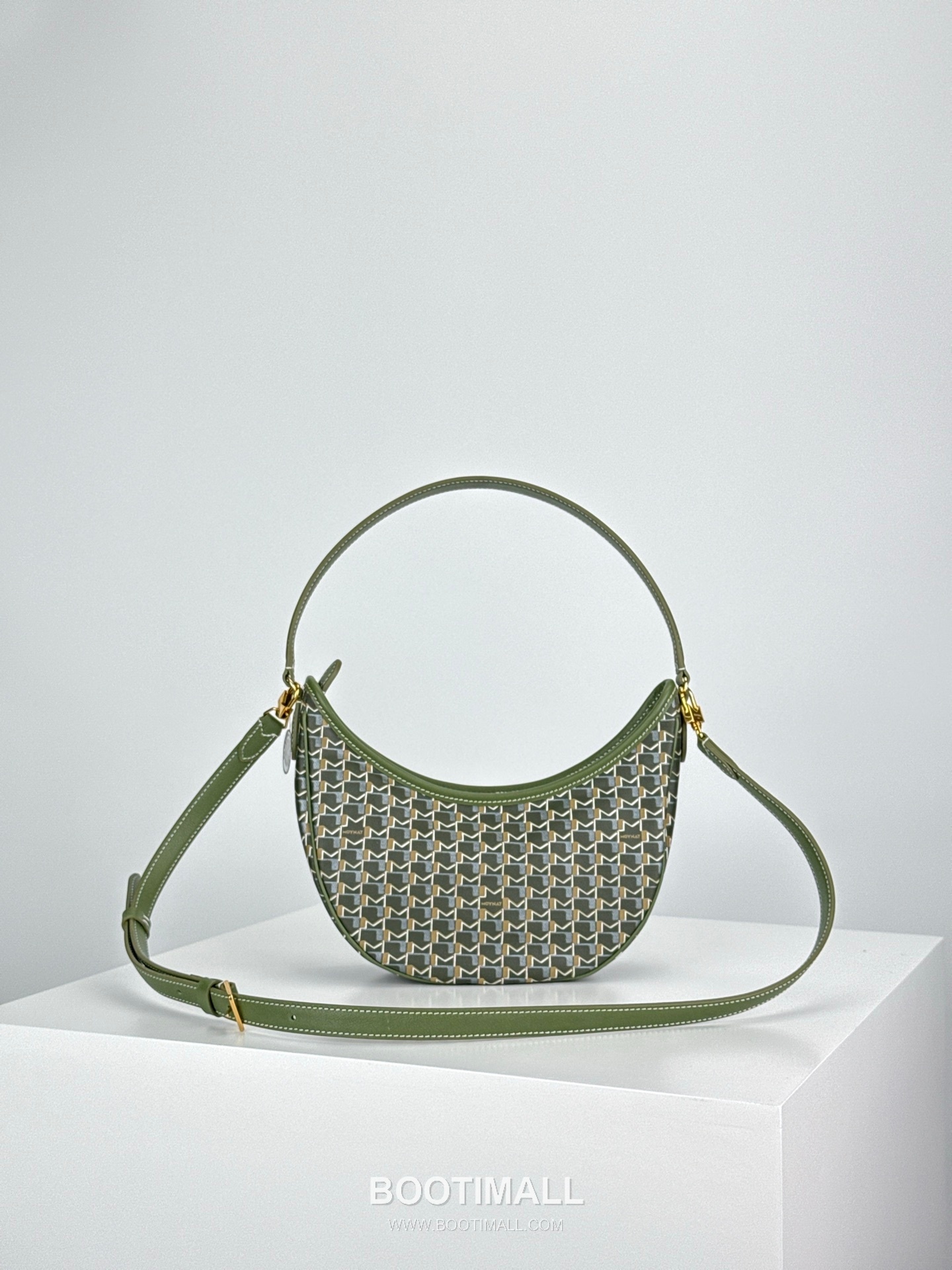 MOYNAT Moon Bag 모이나 문백 호보백 25cm 2