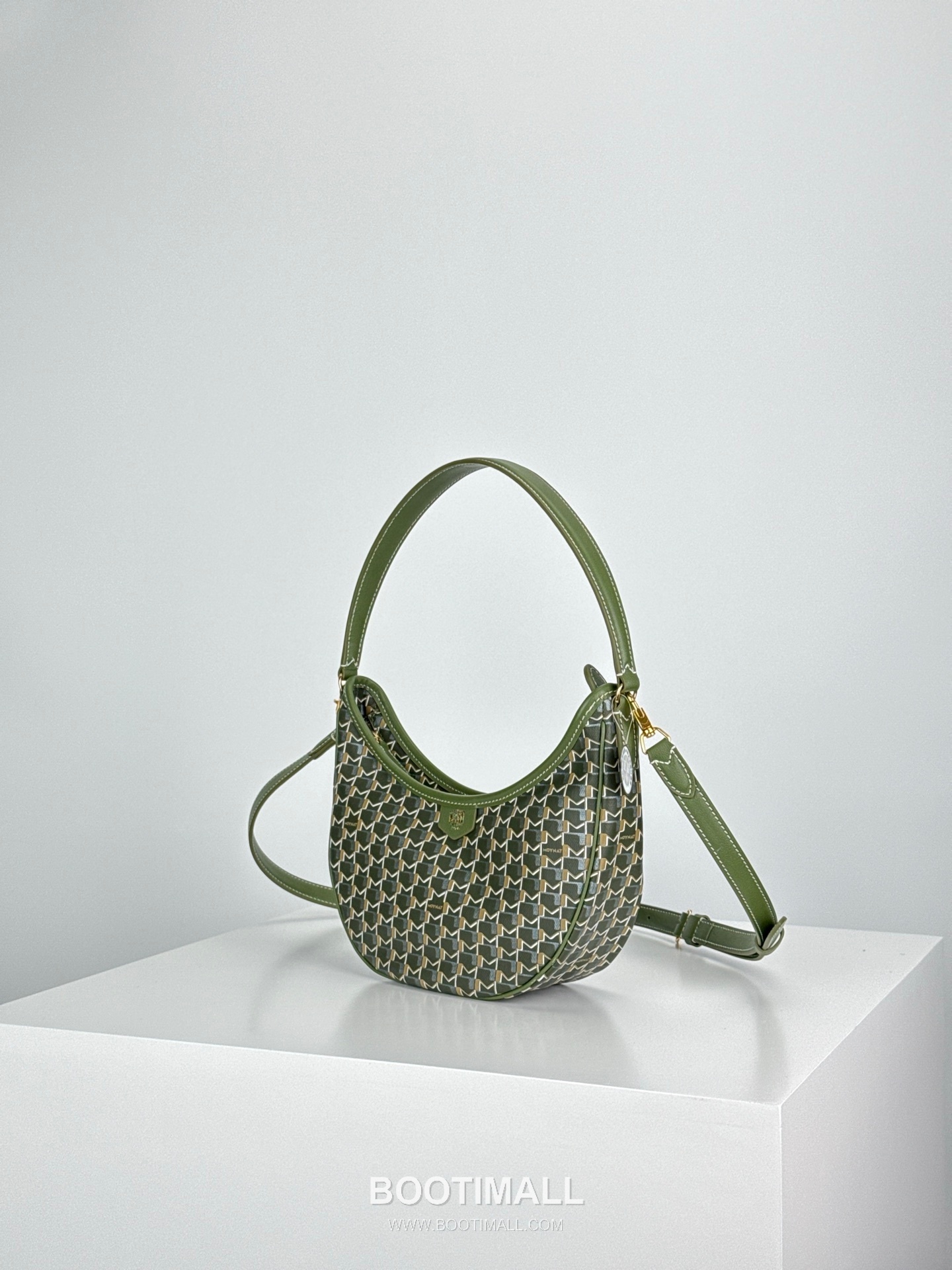 MOYNAT Moon Bag 모이나 문백 호보백 25cm 3