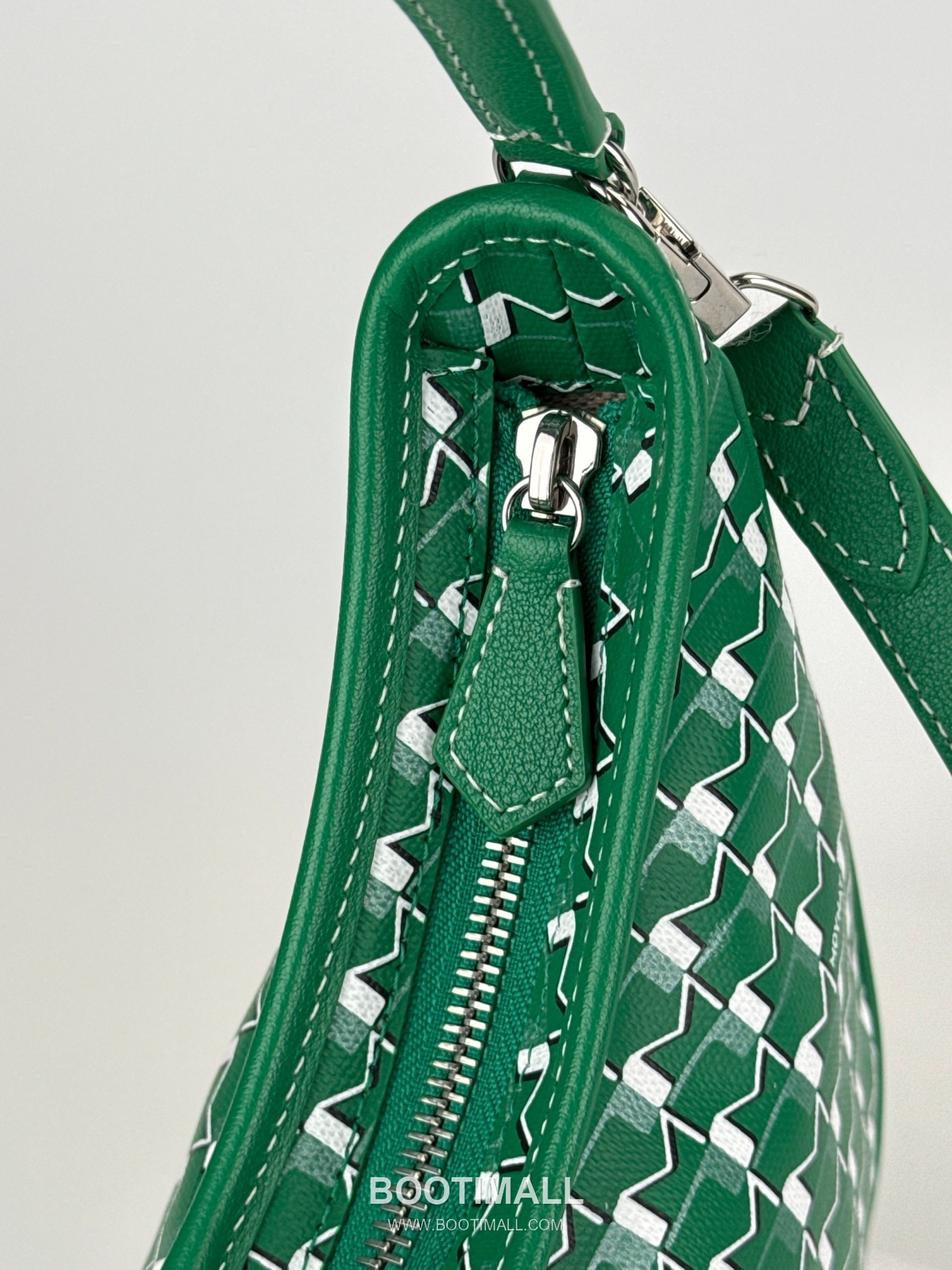 MOYNAT Moon Bag 모이나 문백 호보백 25cm 7