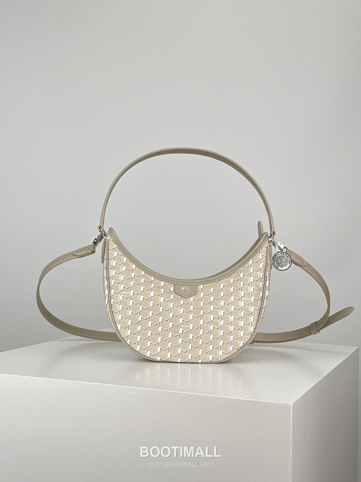 MOYNAT Moon Bag 모이나 문백 호보백 25cm 1