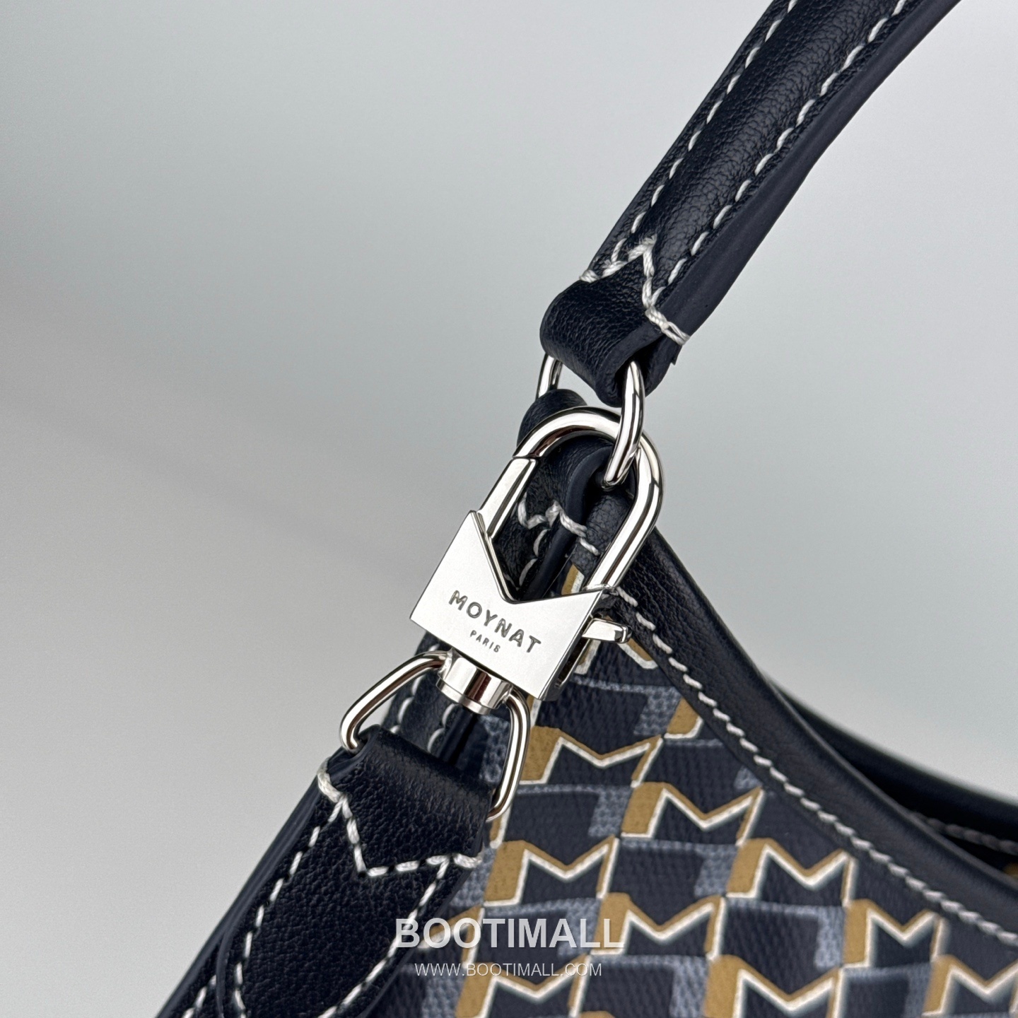 MOYNAT M Canvas Hobo Bag 모이나 M 캔버스 호보백 32cm 9