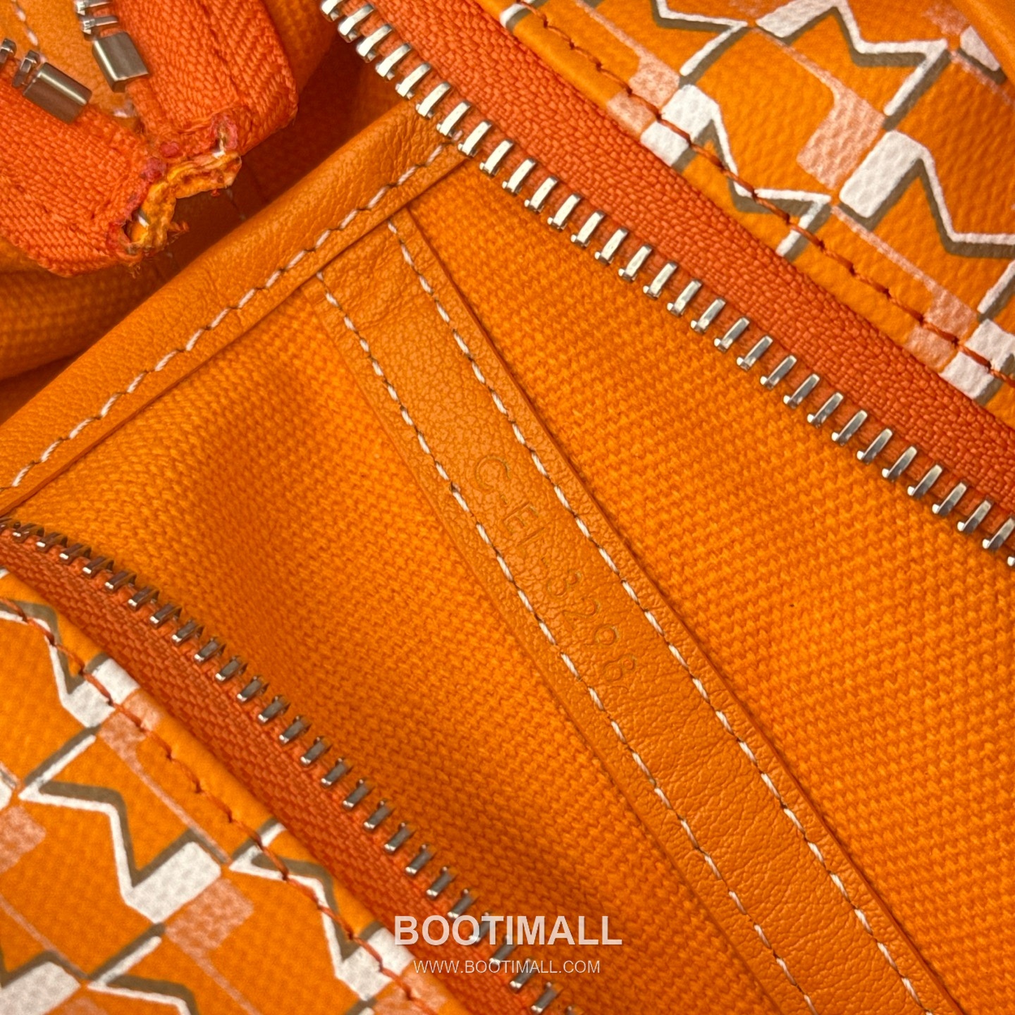 MOYNAT M Canvas Hobo Bag 모이나 M 캔버스 호보백 32cm 8