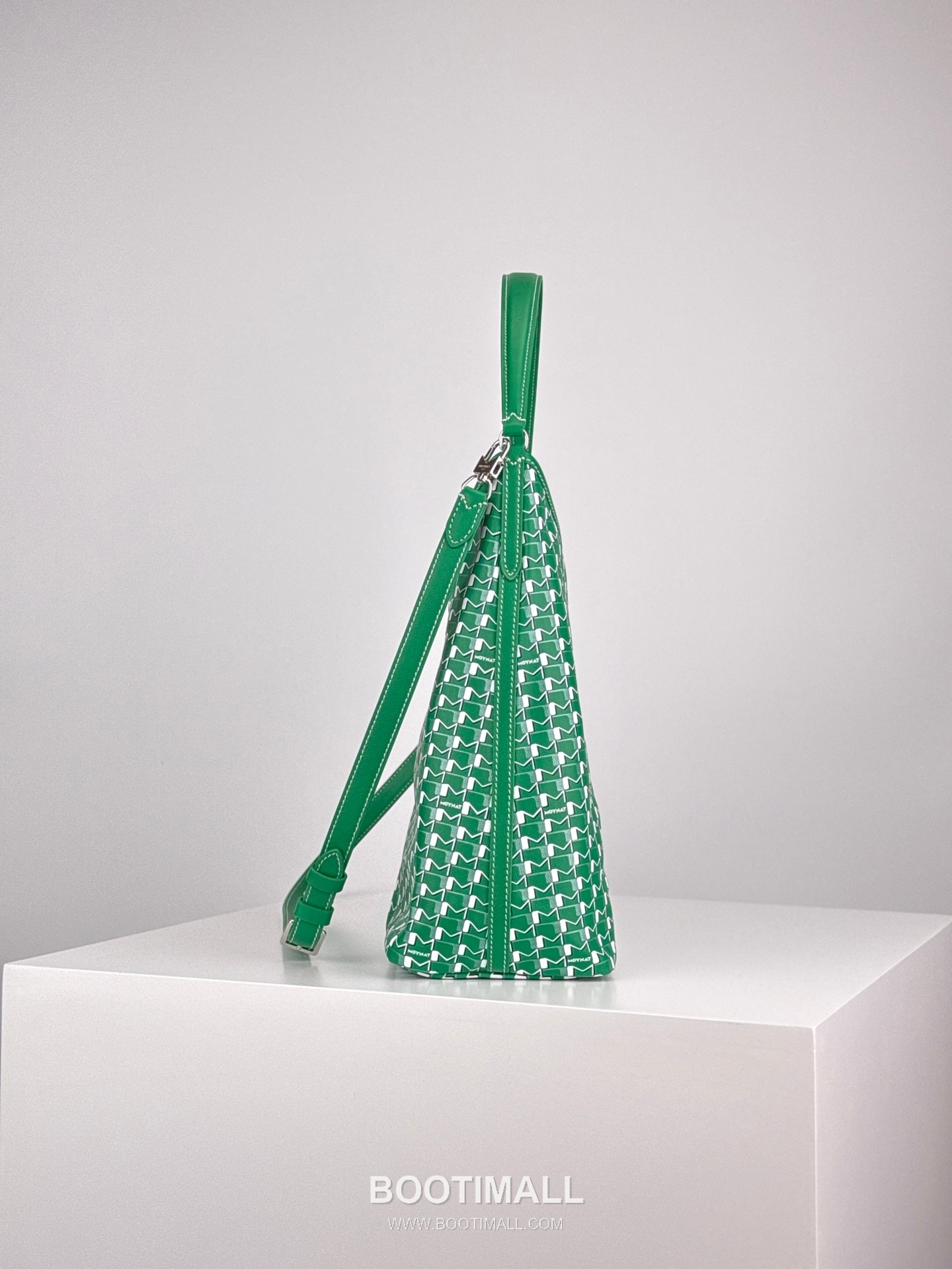 MOYNAT M Canvas Hobo Bag 모이나 M 캔버스 호보백 32cm 4