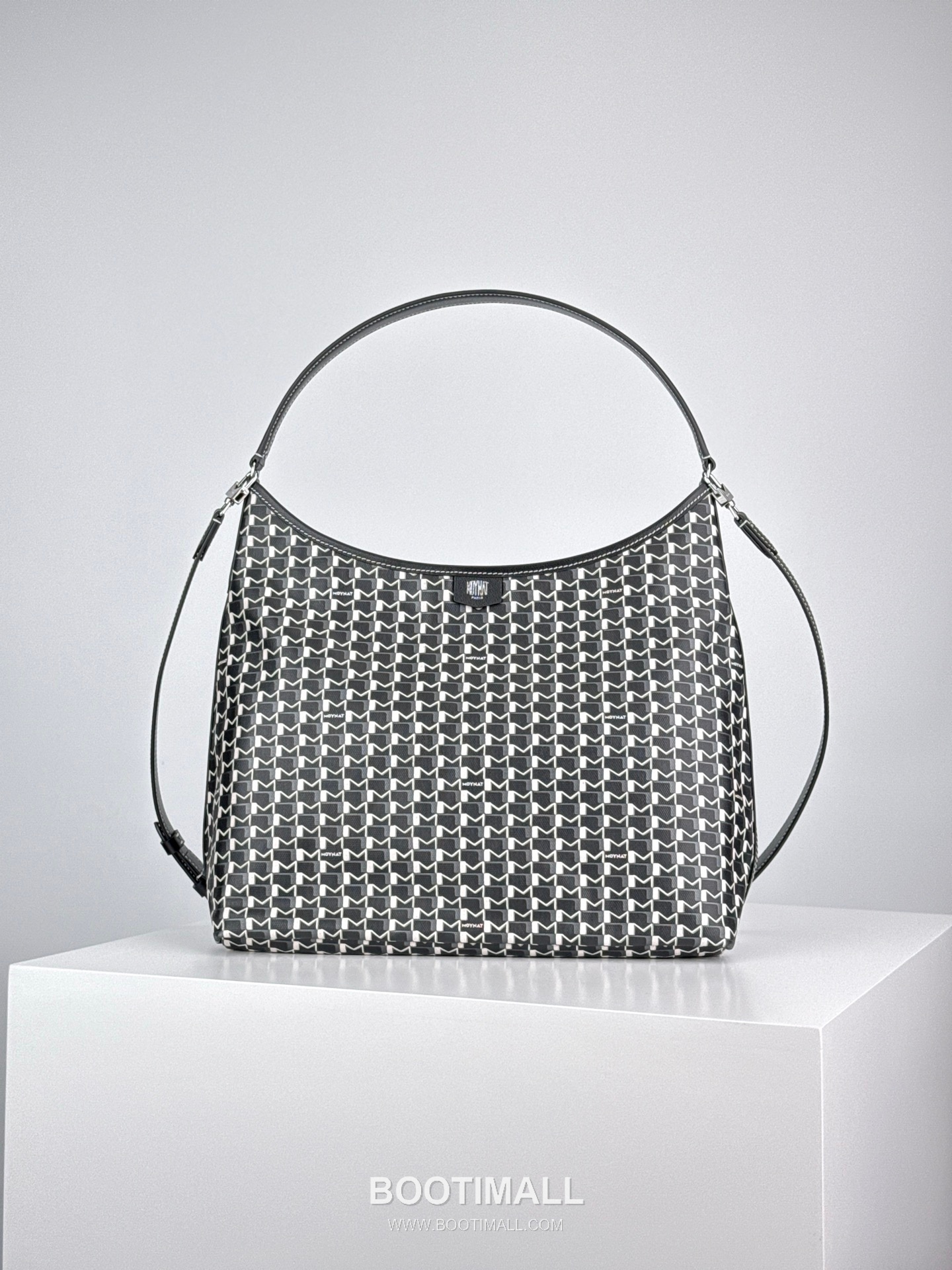 MOYNAT M Canvas Hobo Bag 모이나 M 캔버스 호보백 32cm 1