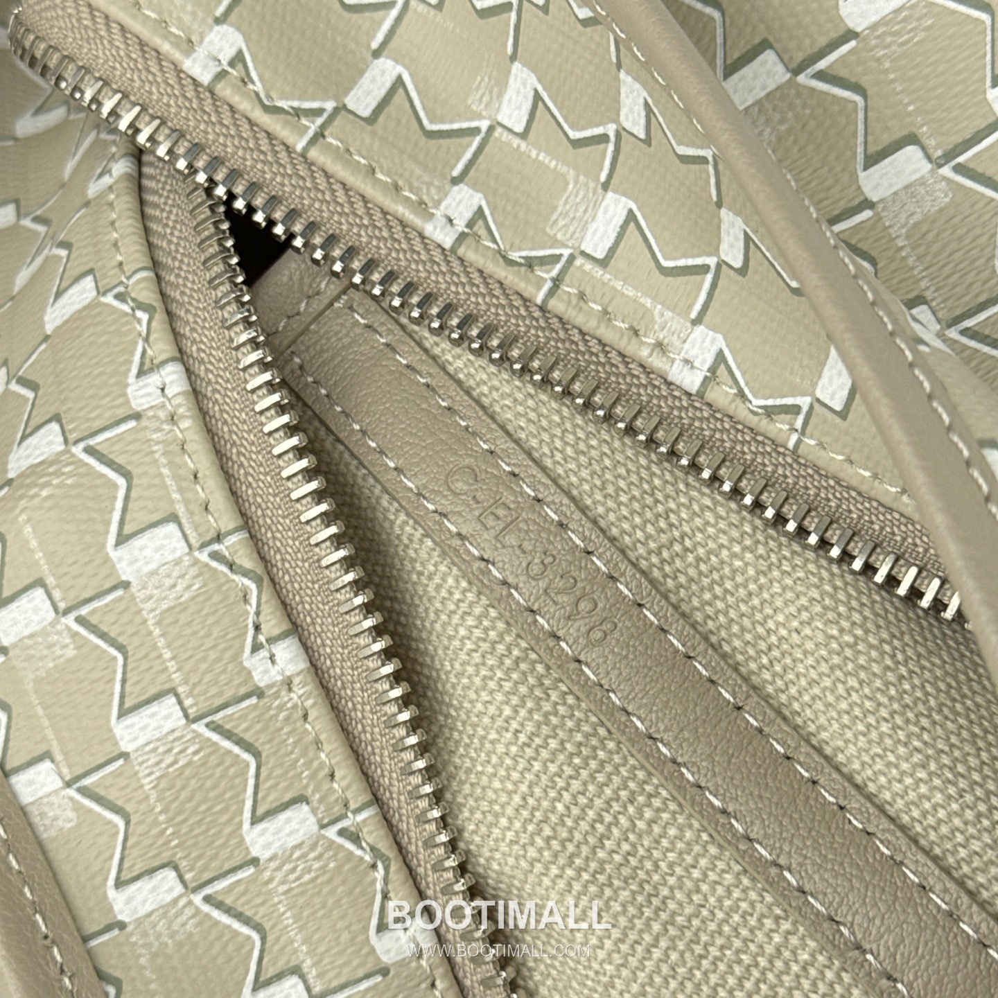 MOYNAT M Canvas Hobo Bag 모이나 M 캔버스 호보백 32cm 8