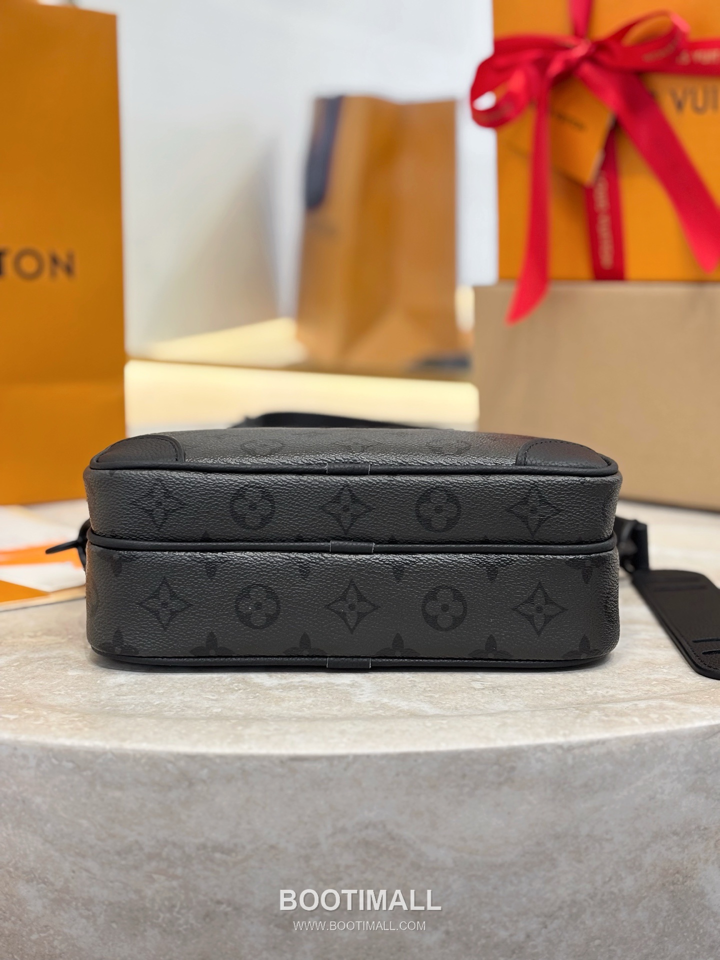Louis Vuitton Nil Monogram Midnight Coated Canvas Black Crossbody Bag 루이비통 닐 모노그램 미드나이트 코팅 캔버스 블랙 크로스백 25cm 4