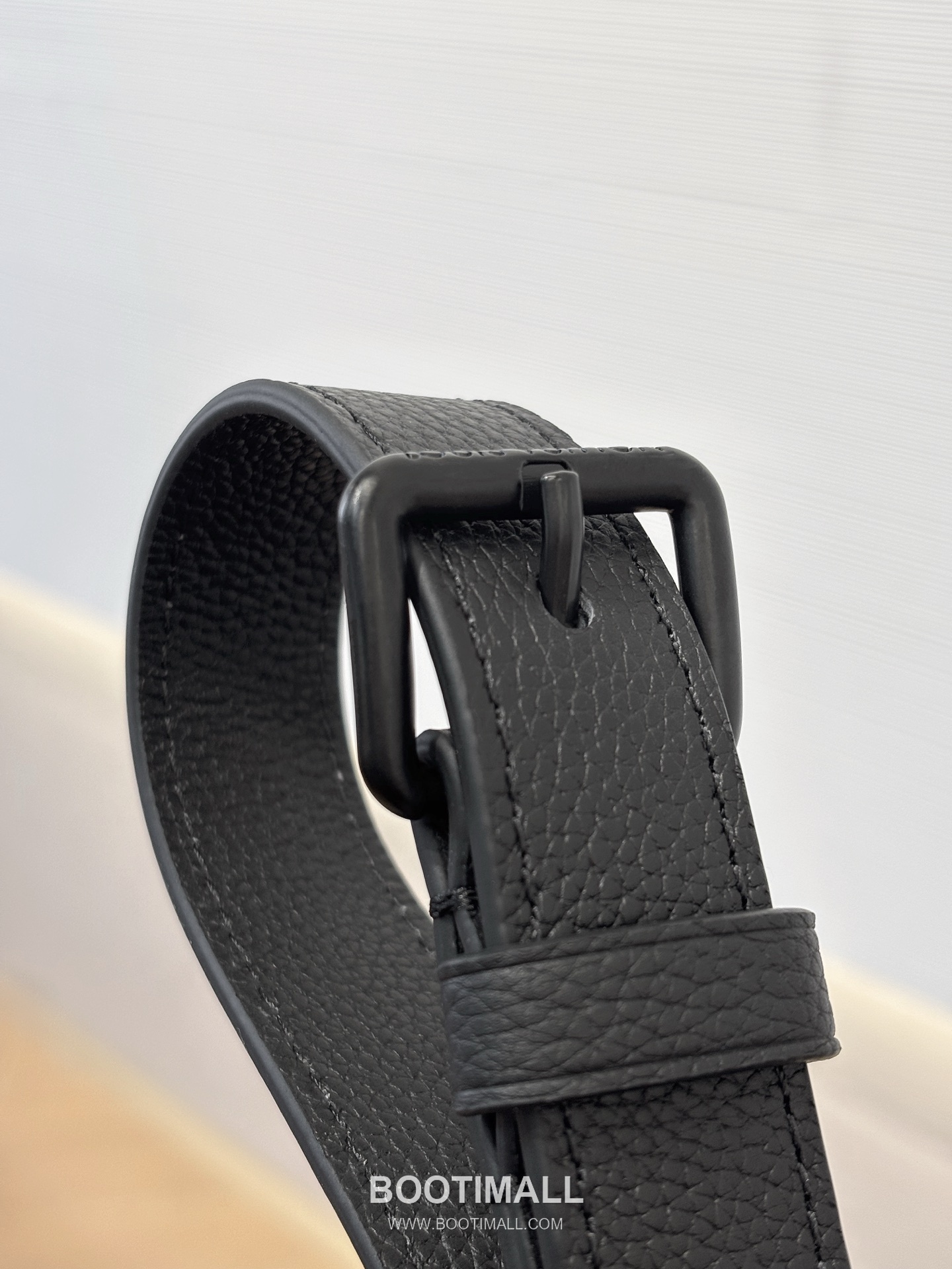 Louis Vuitton Nil Monogram Midnight Coated Canvas Black Crossbody Bag 루이비통 닐 모노그램 미드나이트 코팅 캔버스 블랙 크로스백 25cm 10