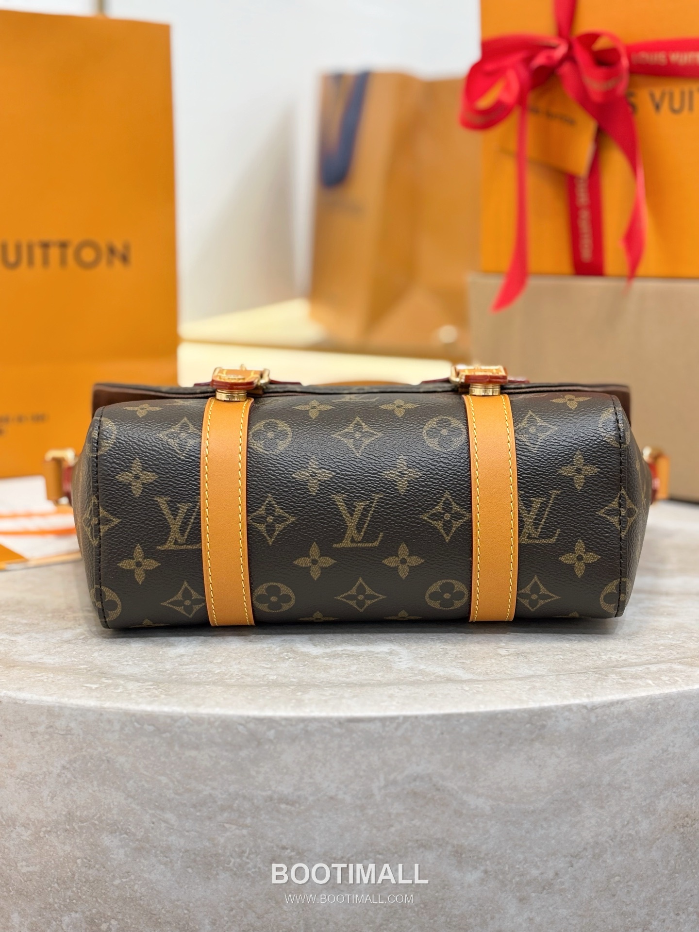 Louis Vuitton Christopher Monogram Archive Canvas Brown Messenger Bag 루이비통 크리스토퍼 모노그램 아카이브 캔버스 브라운 메신저백 32cm 4