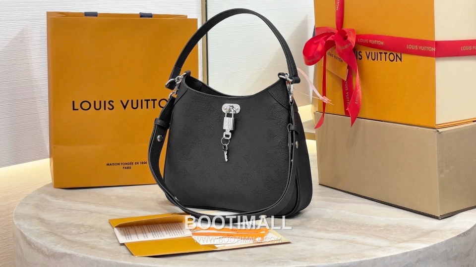 Louis Vuitton All Around Small Mahina Monogram Perforated Cowhide Black Top Handle Bag 루이비통 올 어라운드 스몰 마히나 모노그램 퍼포레이티드 M28306 소가죽 블랙 탑핸들백 25cm 1