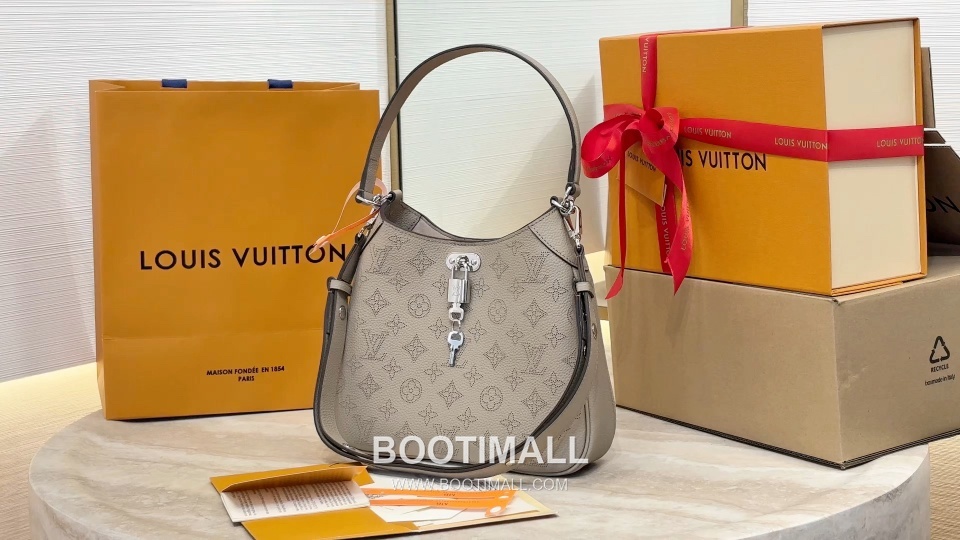 Louis Vuitton All Around Small Mahina Monogram Perforated Cowhide Elephant Grey Top Handle Bag 루이비통 올 어라운드 스몰 마히나 모노그램 퍼포레이티드 소가죽 엘리펀트 그레이 탑핸들백 25cm 1