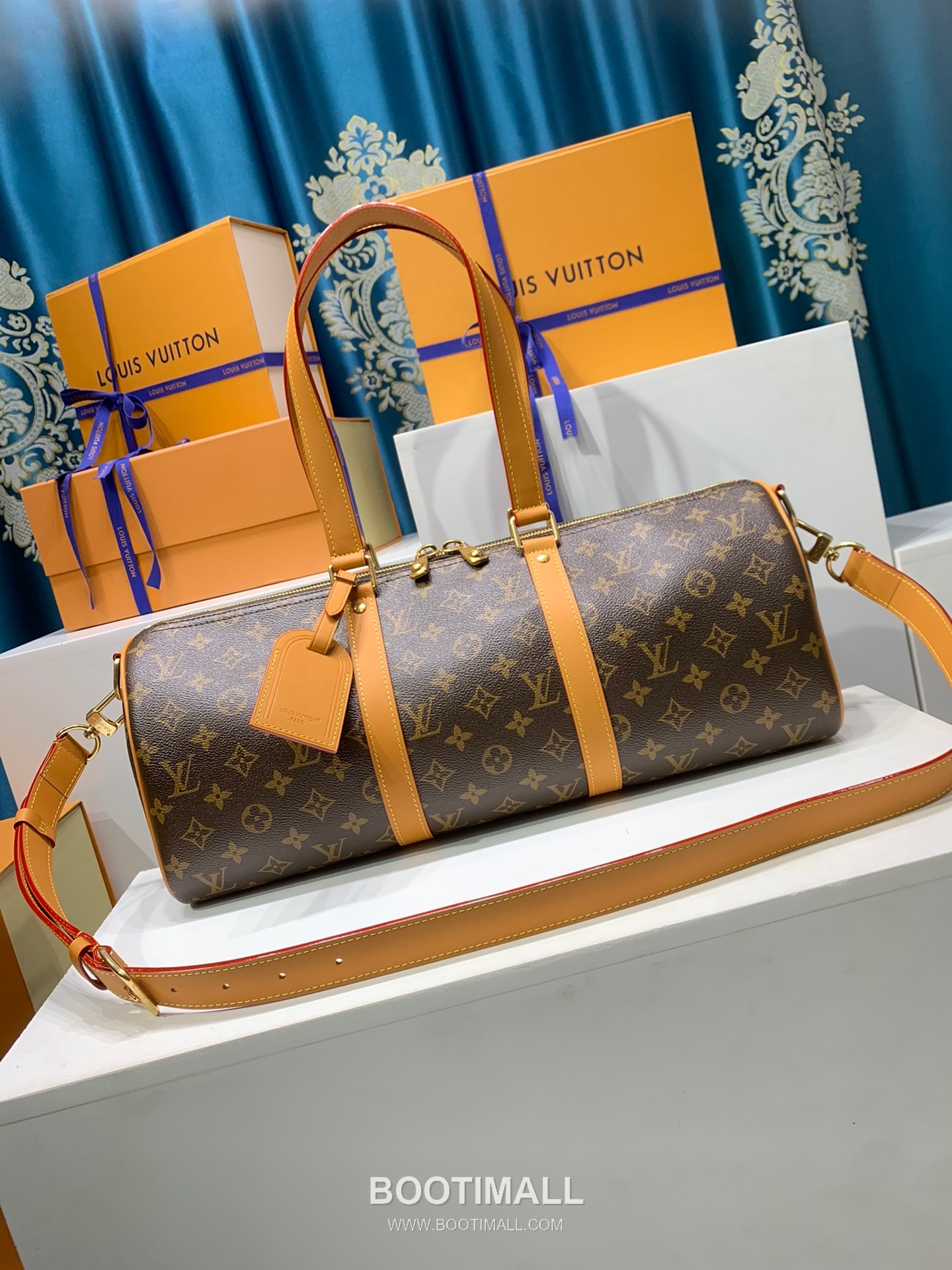 Louis Vuitton Needle Monogram Coated Canvas Leather Handbag 루이비통 니들 모노그램 코팅 캔버스 M28116 레더 핸드백 46cm 2