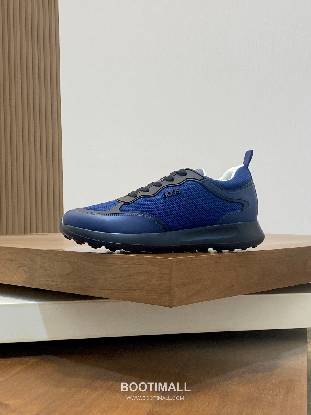 BOSS Leather Knit Runner Sneakers 휴고보스 레더 니트 러너 남성 스니커즈 화이트 블랙 2