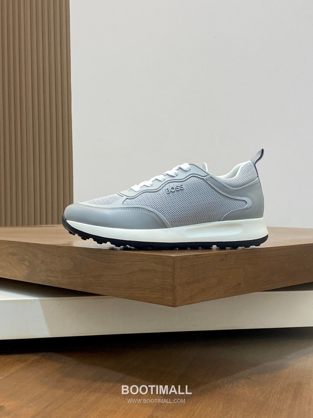 BOSS Leather Knit Runner Sneakers 휴고보스 레더 니트 러너 남성 스니커즈 화이트 블랙 2