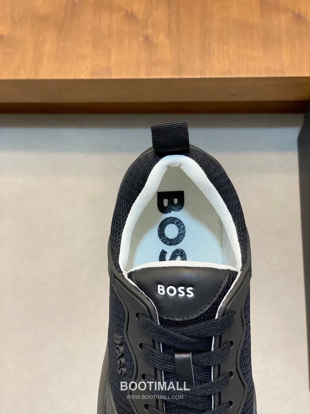 BOSS Leather Knit Runner Sneakers 휴고보스 레더 니트 러너 남성 스니커즈 화이트 블랙 7