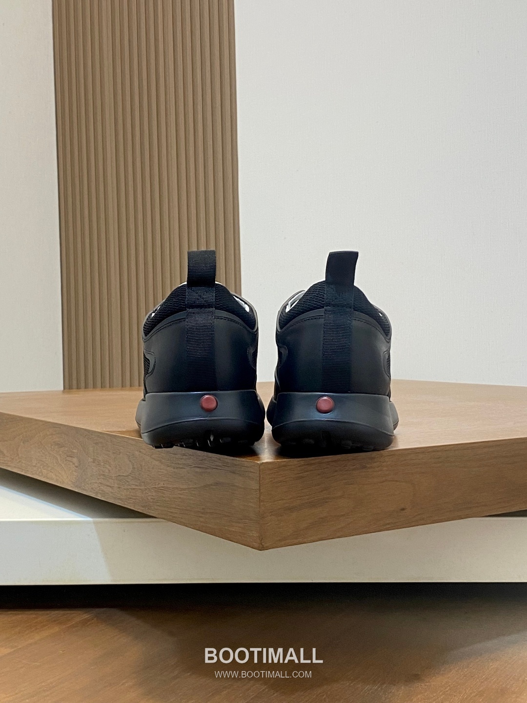 BOSS Leather Knit Runner Sneakers 휴고보스 레더 니트 러너 남성 스니커즈 화이트 블랙 8