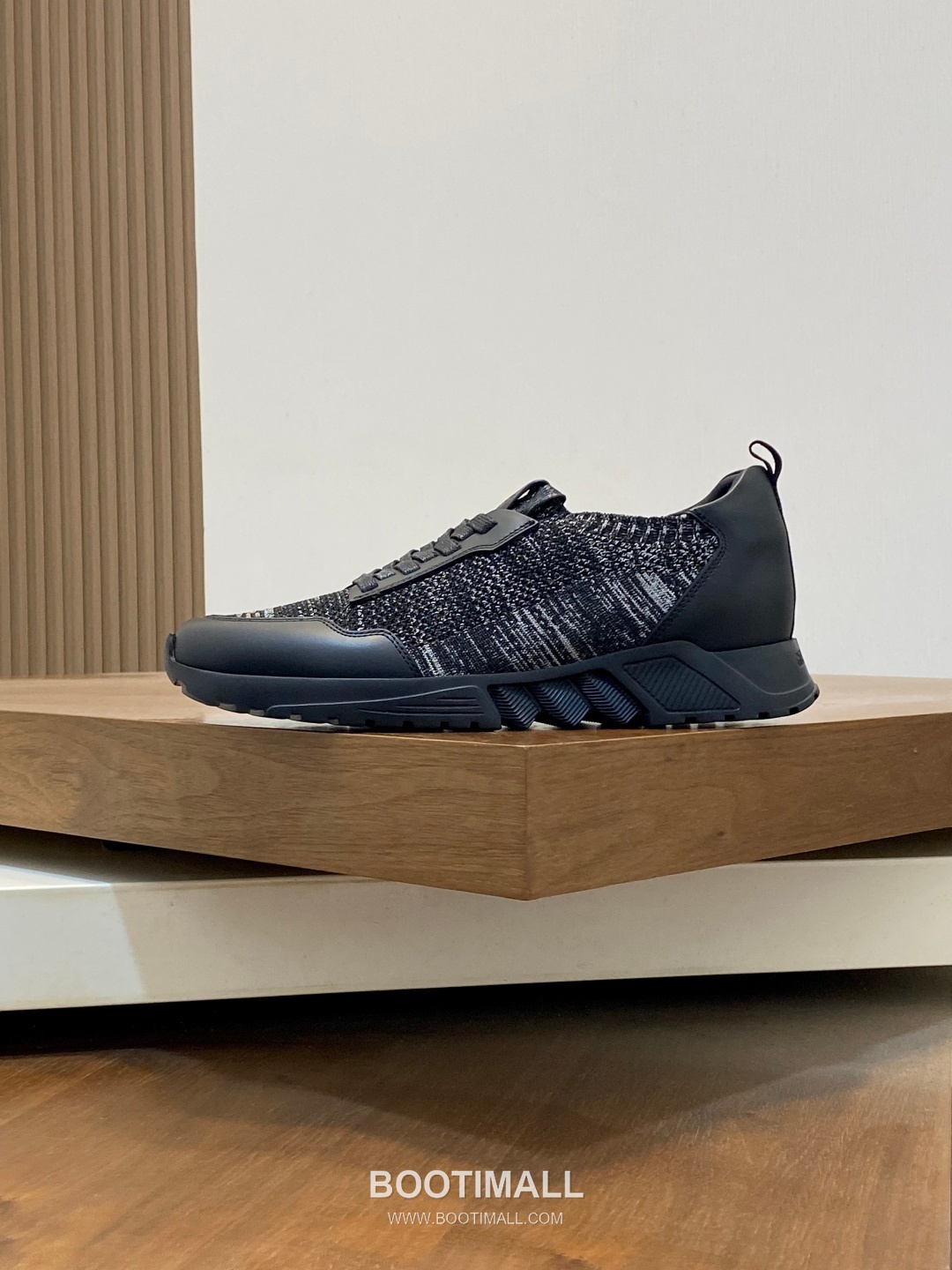 Giorgio Armani Knit & Leather Slip-On Sneakers 조르지오 아르마니 니트 레더 슬립온 남성 스니커즈 블루 2