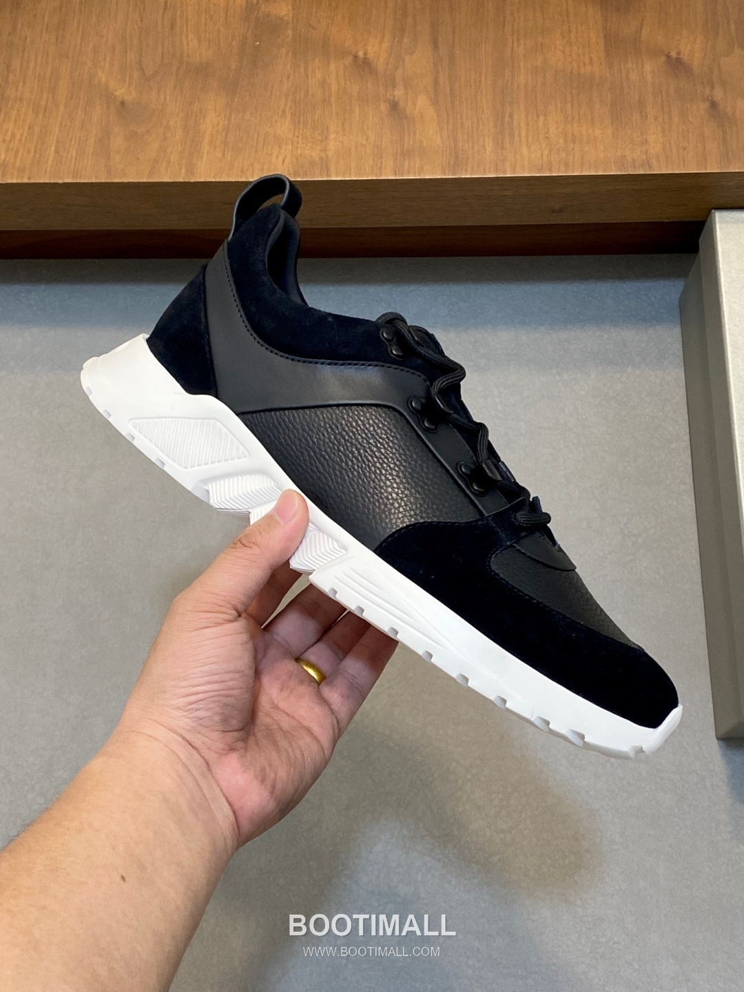 Giorgio Armani Nappa Leather Lace-Up Sneakers 조르지오 아르마니 나파 가죽 레이스업 남성 스니커즈 4