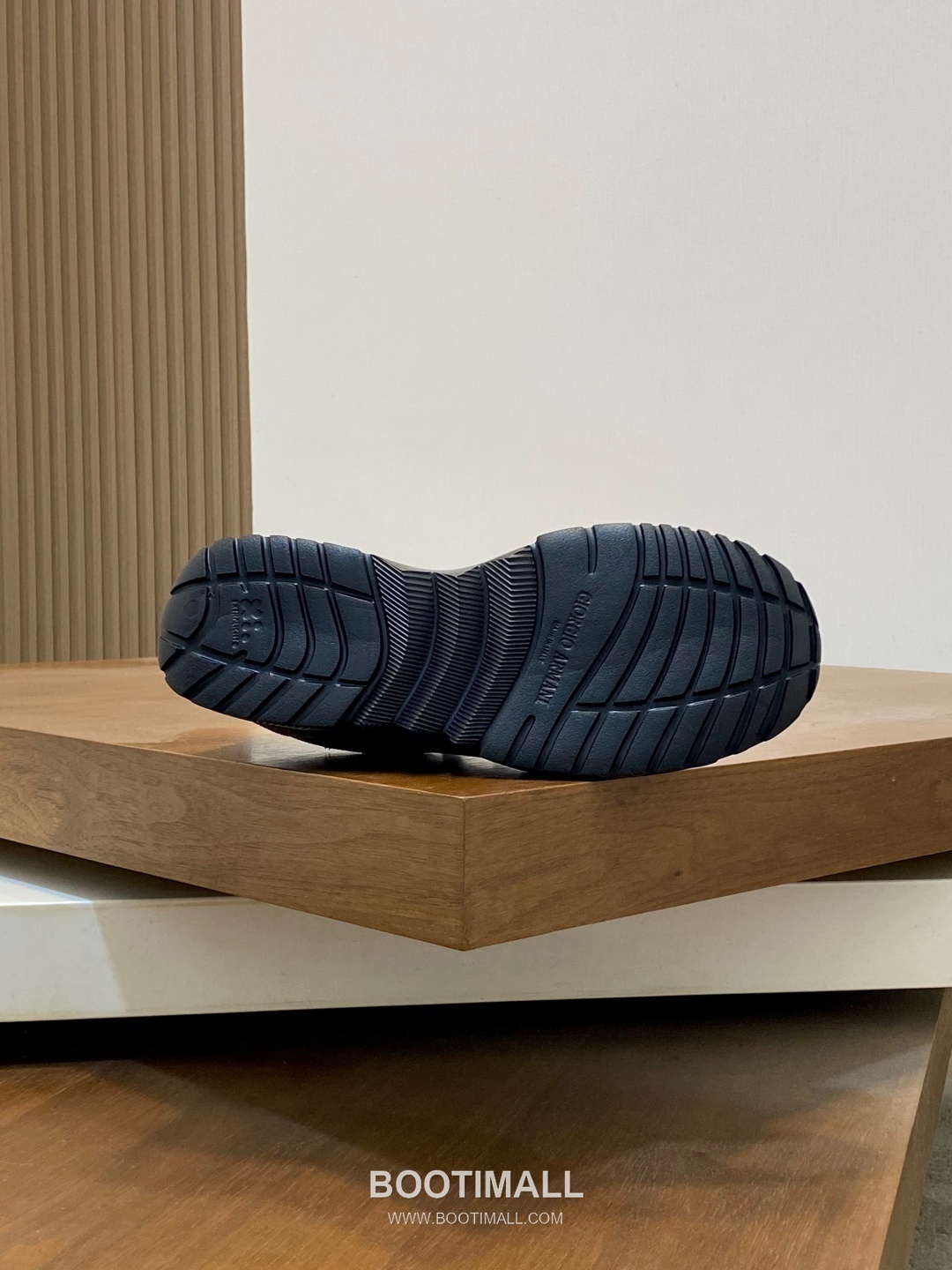 Giorgio Armani Nappa Leather Lace-Up Sneakers 조르지오 아르마니 나파 가죽 레이스업 남성 스니커즈 9