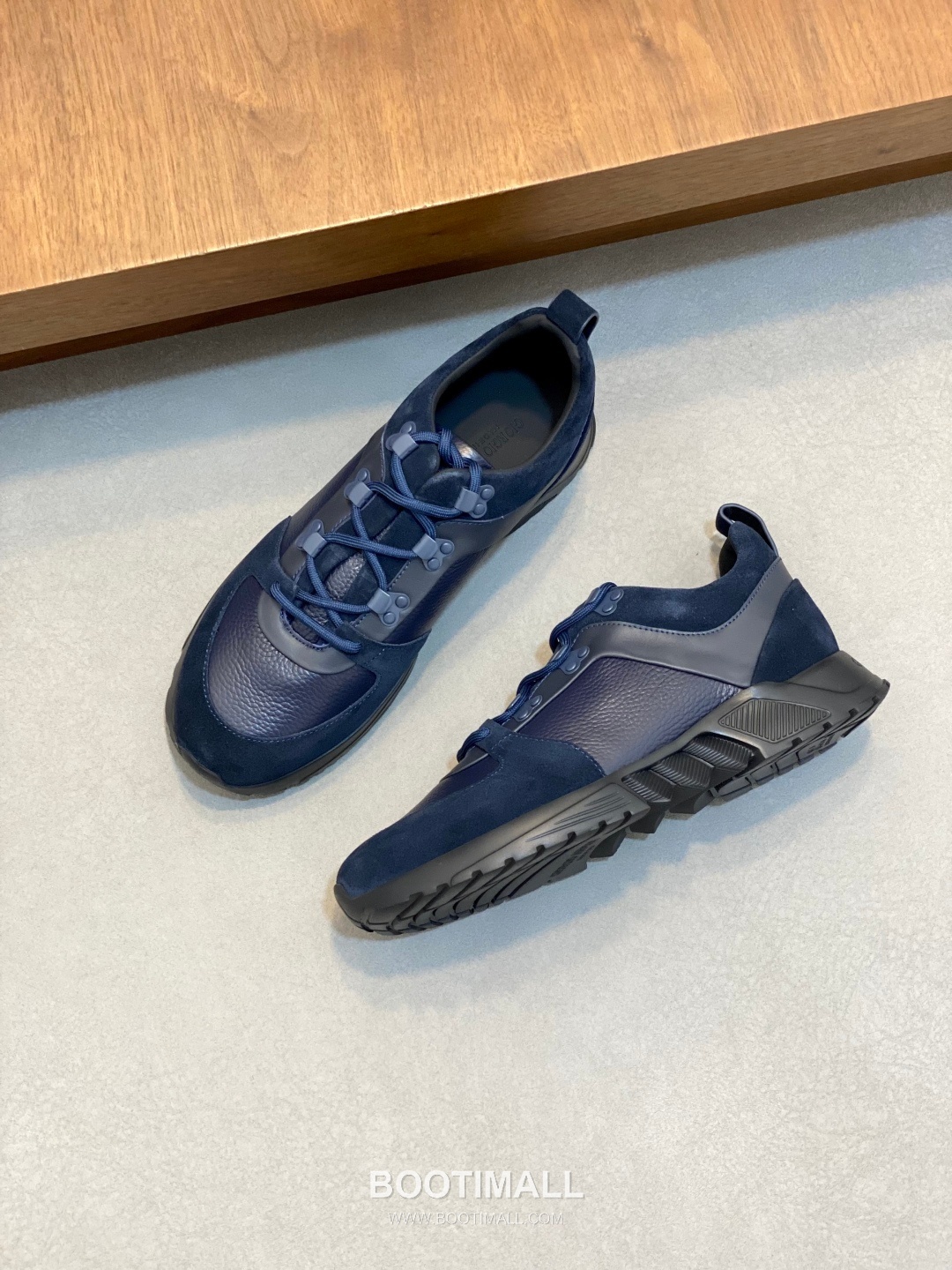 Giorgio Armani Nappa Leather Lace-Up Sneakers 조르지오 아르마니 나파 가죽 레이스업 남성 스니커즈 5