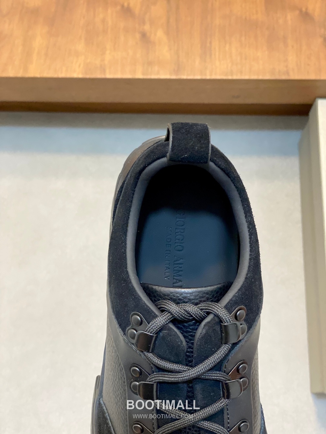 Giorgio Armani Nappa Leather Lace-Up Sneakers 조르지오 아르마니 나파 가죽 레이스업 남성 스니커즈 7