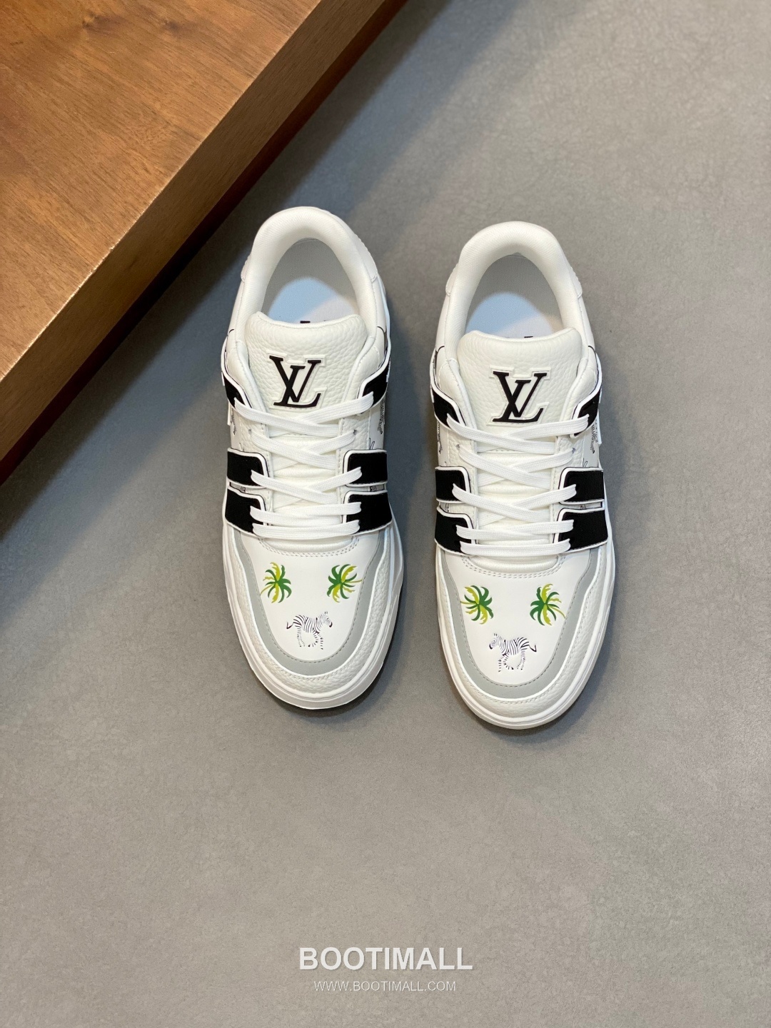 Louis Vuitton LV Trainer Low Sneakers 루이비통 LV 트레이너 로우 남성 스니커즈 1