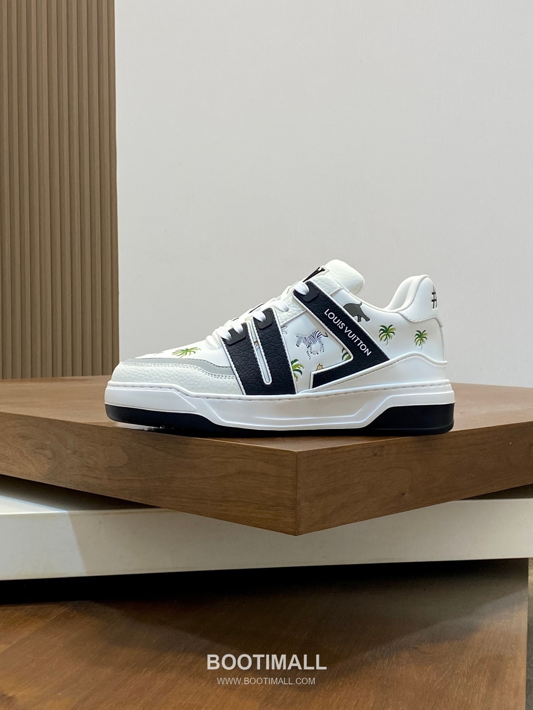 Louis Vuitton LV Trainer Low Sneakers 루이비통 LV 트레이너 로우 남성 스니커즈 2