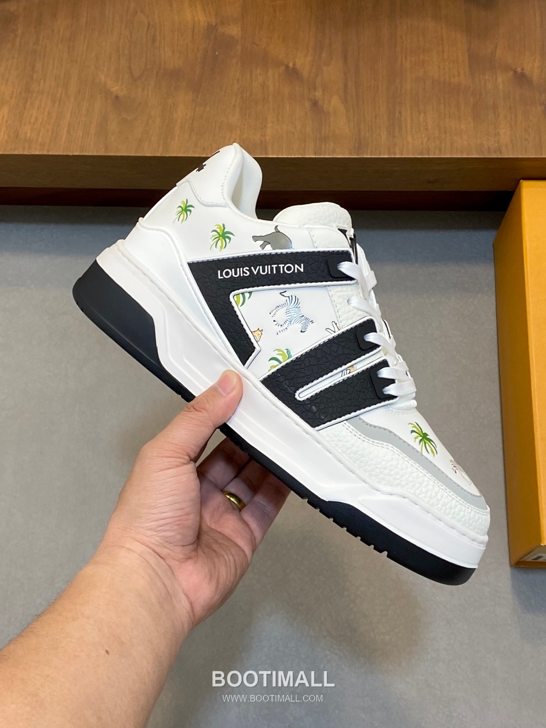 Louis Vuitton LV Trainer Low Sneakers 루이비통 LV 트레이너 로우 남성 스니커즈 4