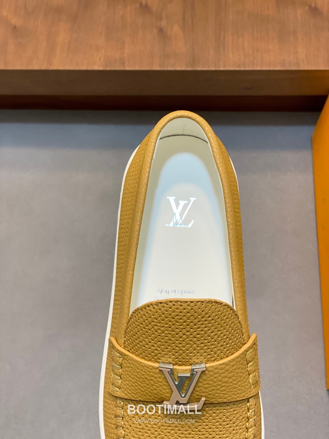 Louis Vuitton Monogram Leather Sneakers 루이비통 모노그램 레더 남성 스니커즈 7