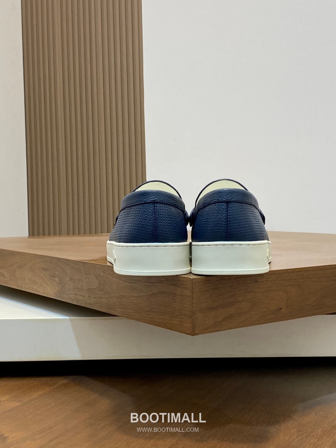 Louis Vuitton Monogram Leather Sneakers 루이비통 모노그램 레더 남성 스니커즈 8