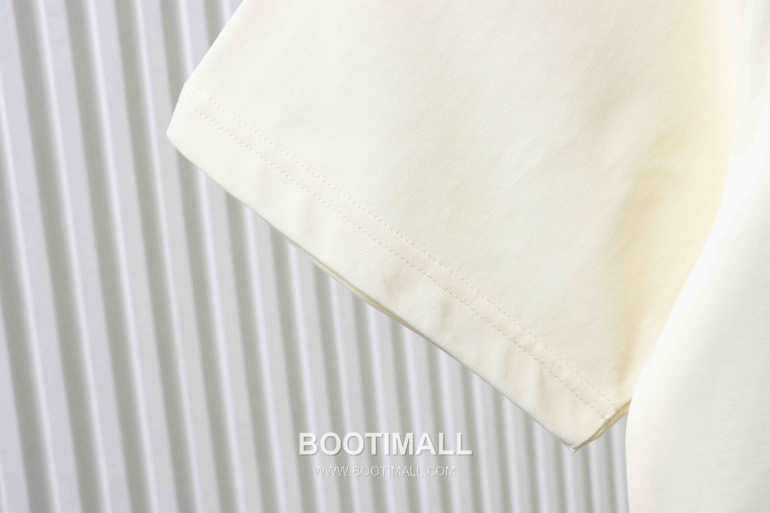 Gucci Cartoon Graphic Heavy Cotton Short Sleeve T-Shirt 구찌 카툰 그래픽 헤비 코튼 반팔 티셔츠 12