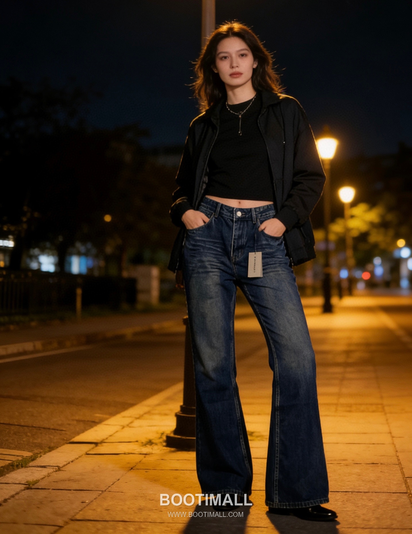 Balenciaga Washed Denim Bootcut Jeans 발렌시아가 워시드 데님 부츠컷 진 2