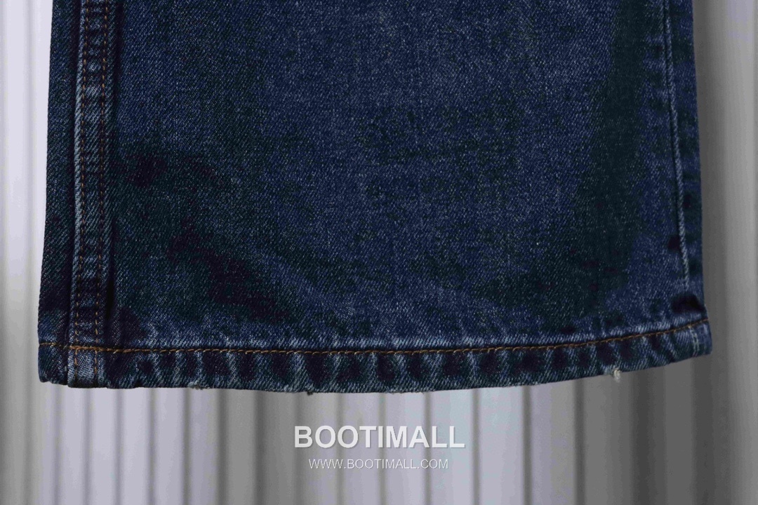Balenciaga Washed Denim Bootcut Jeans 발렌시아가 워시드 데님 부츠컷 진 15