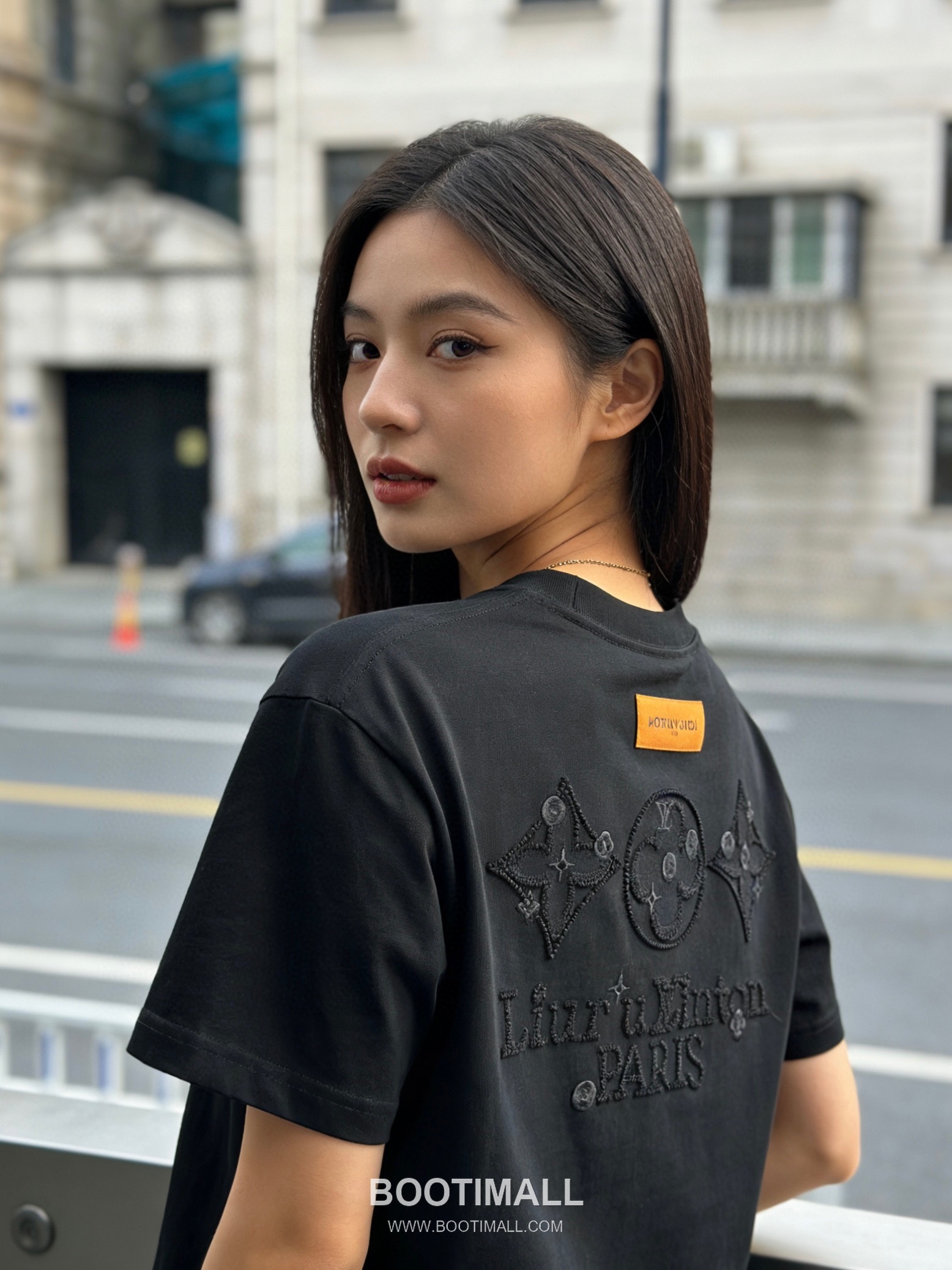 Louis Vuitton Monogram Flower Embroidered Heavy Cotton Short Sleeve T-Shirt 루이비통 모노그램 플라워 자수 헤비 코튼 반팔 티셔츠 6