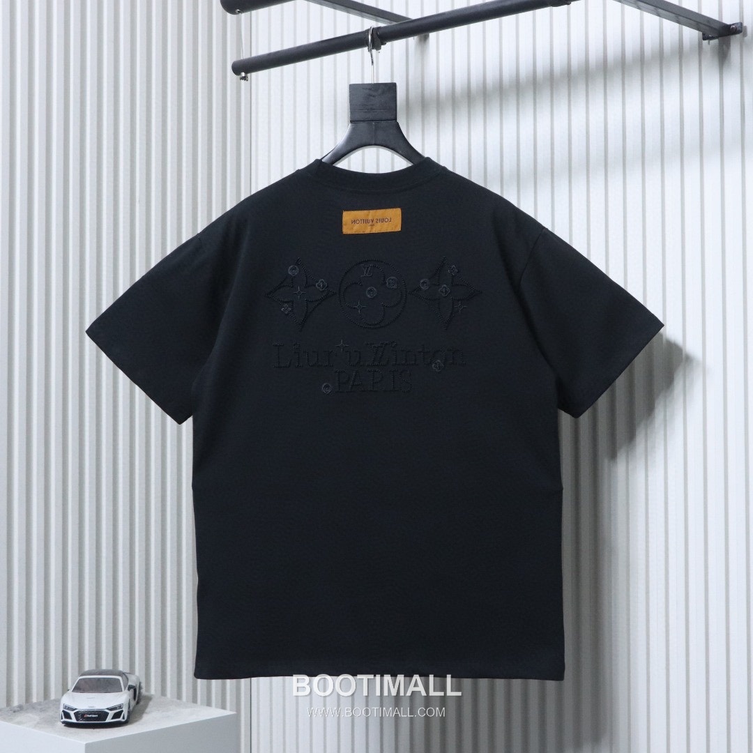 Louis Vuitton Monogram Flower Embroidered Heavy Cotton Short Sleeve T-Shirt 루이비통 모노그램 플라워 자수 헤비 코튼 반팔 티셔츠 10