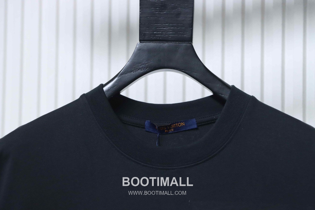 Louis Vuitton Monogram Flower Embroidered Heavy Cotton Short Sleeve T-Shirt 루이비통 모노그램 플라워 자수 헤비 코튼 반팔 티셔츠 11