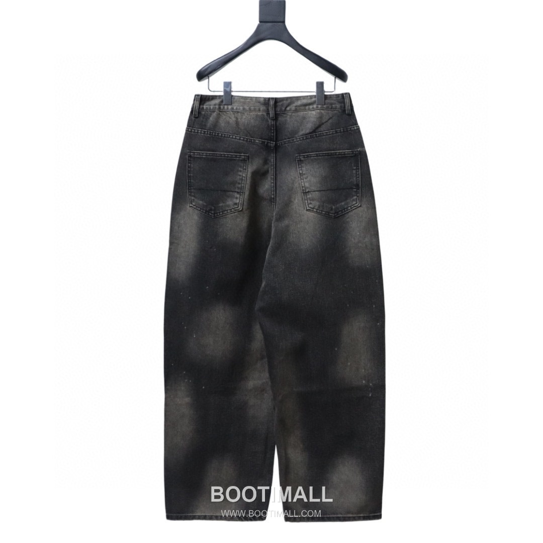 ANCELLM Washed Paint Splatter Tapered Denim Jeans 앤셀름 워시드 페인트 스플래터 테이퍼드 데님 진 2